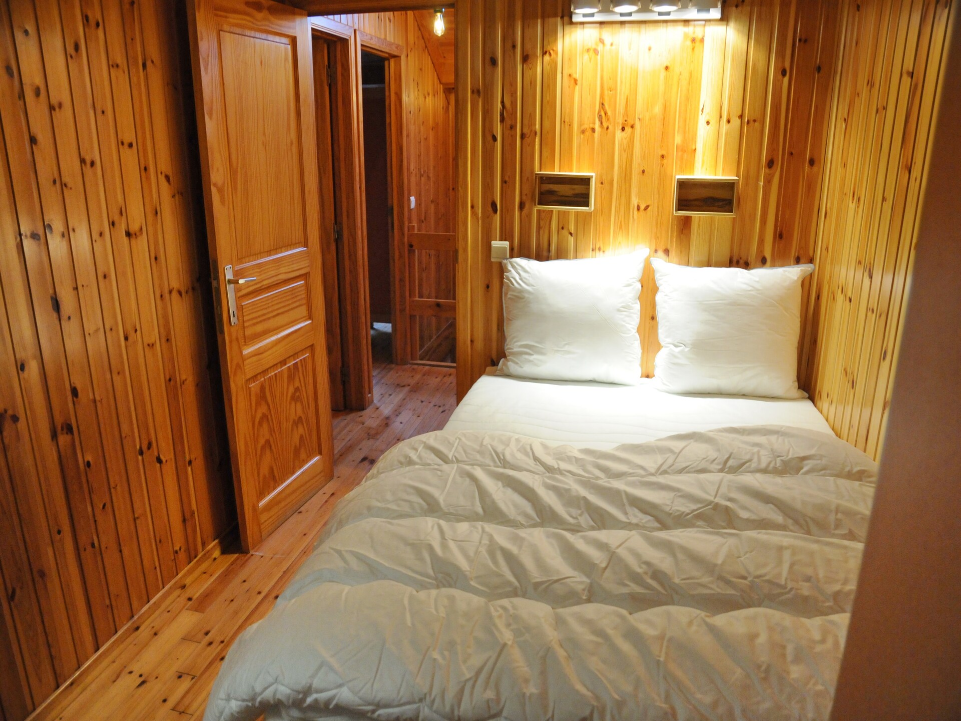 8-persoons vakantiehuis aan het meer in Vielsalm met privéterras - foto 13