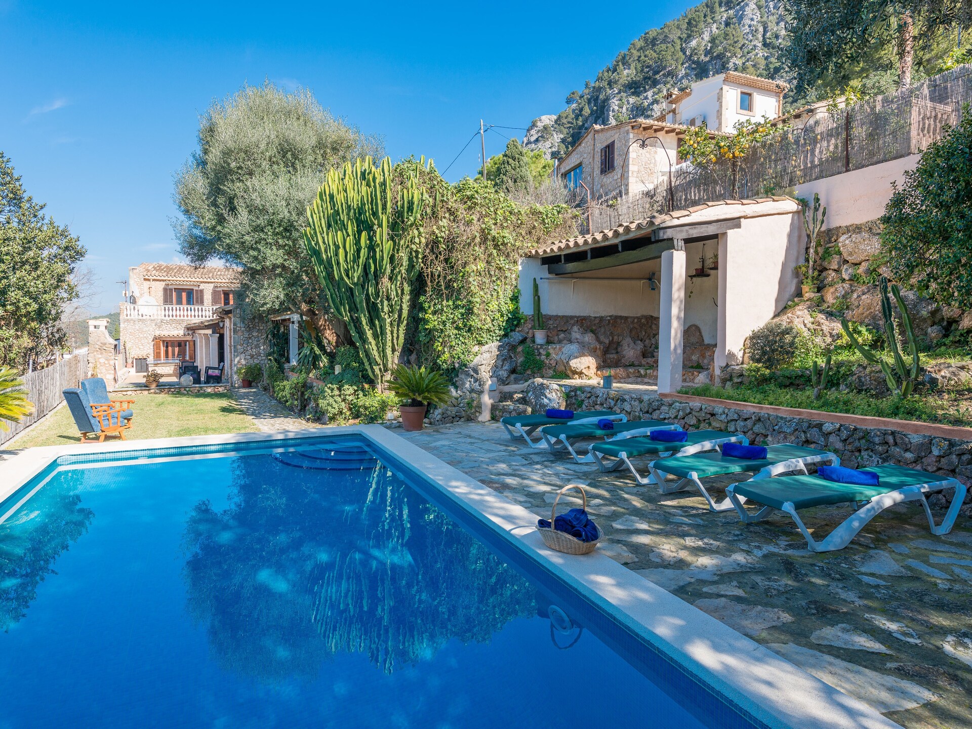 Villa Coste Can Moragues: privézwembad en golf op 900m van Pollença - foto 13