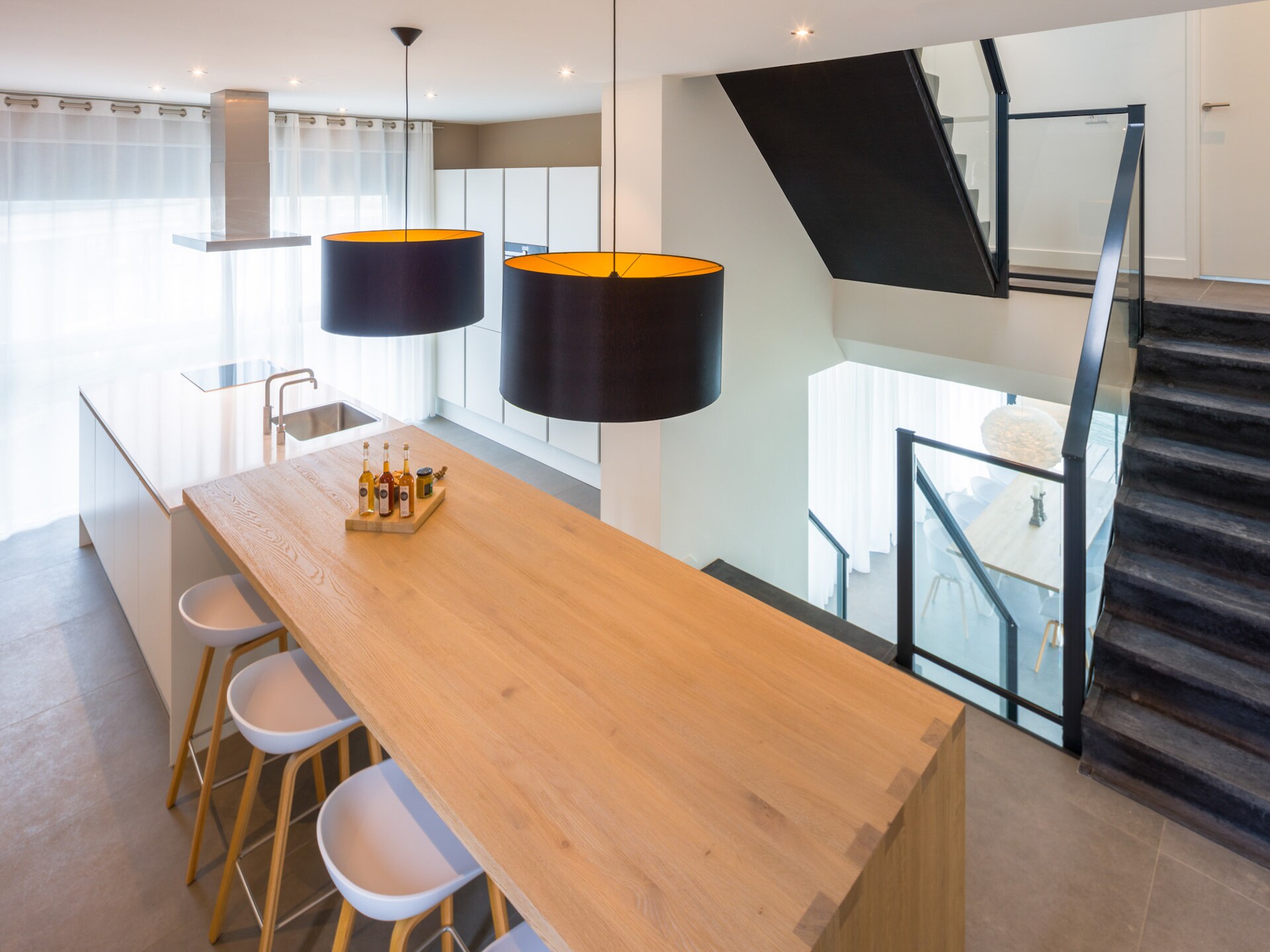 Luxe watervilla met Veerse Meer-zicht en 3 badkamers in Arnemuiden - foto 3