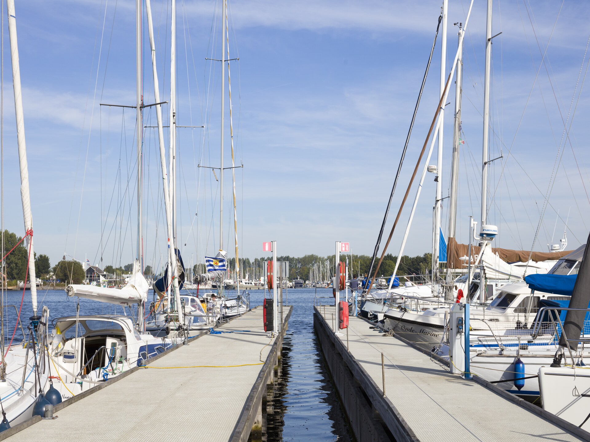 Luxe watervilla met Veerse Meer-zicht en 3 badkamers in Arnemuiden - foto 35