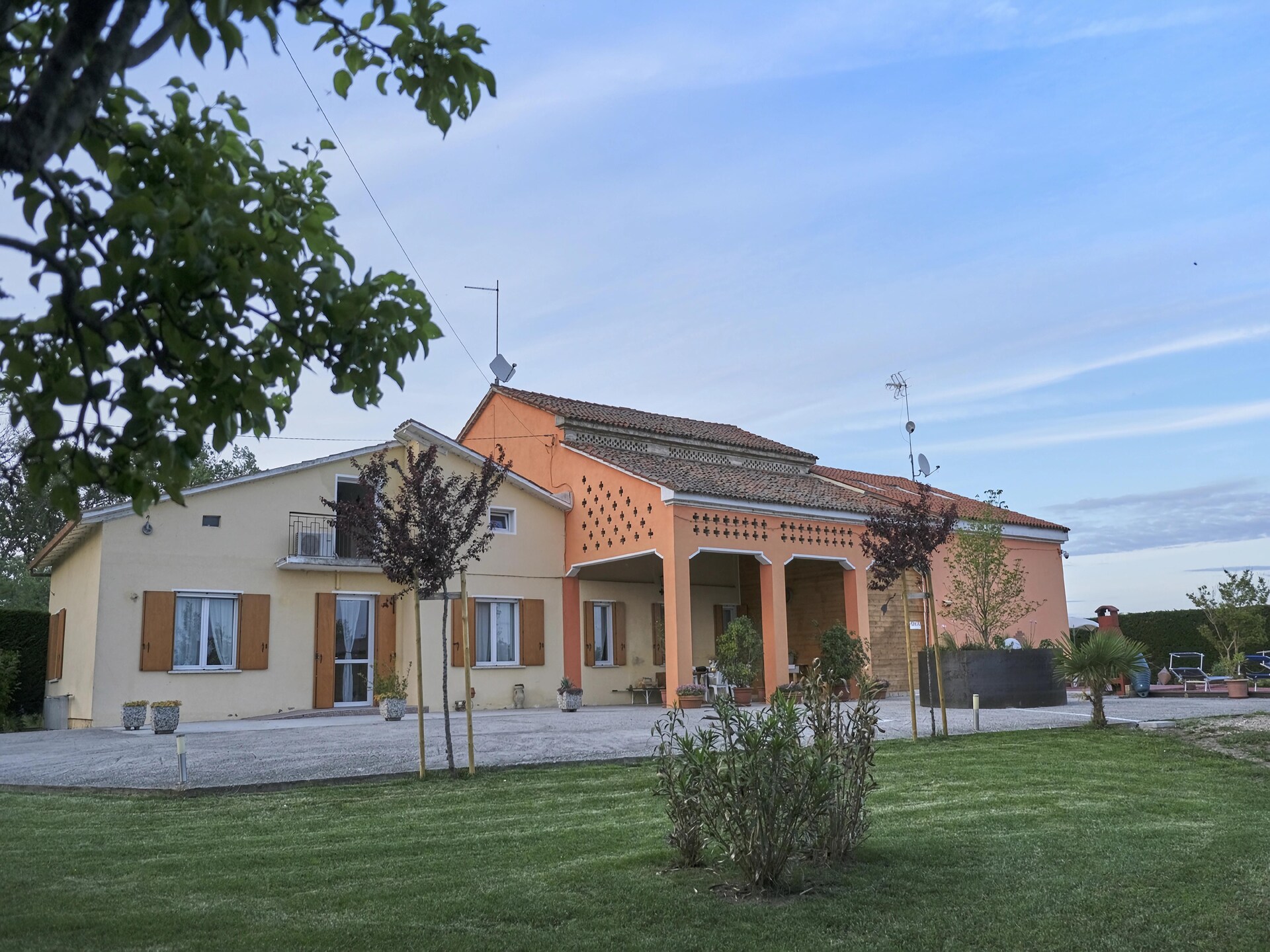 Ruime villa met privétuin, sauna en zwembad nabij Venetië - foto 16
