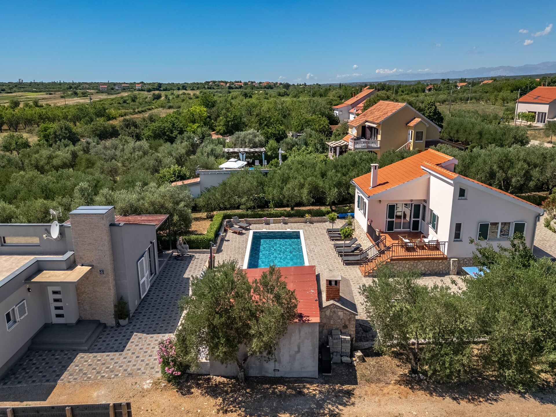 Moderne villa voor 12 personen met privézwembad nabij Zadar - foto 15