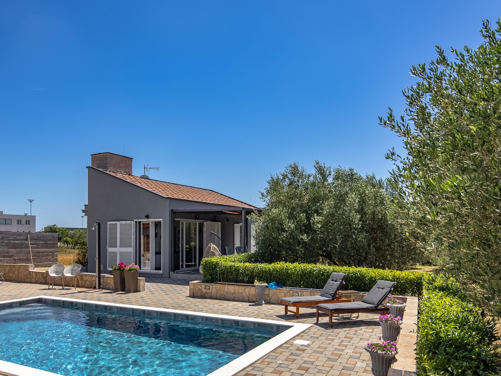 Moderne villa voor 12 personen met privézwembad nabij Zadar - foto 14