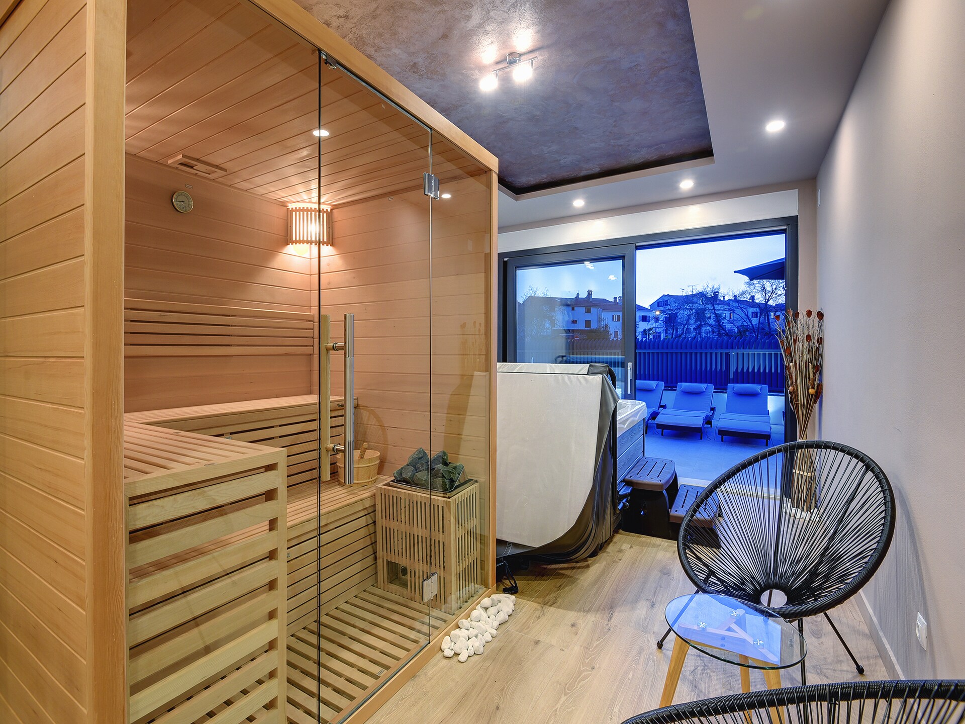 Villa Orion in Rovinj: Elegante villa met privézwembad, sauna en bubbelbad voor 10 personen - foto 3
