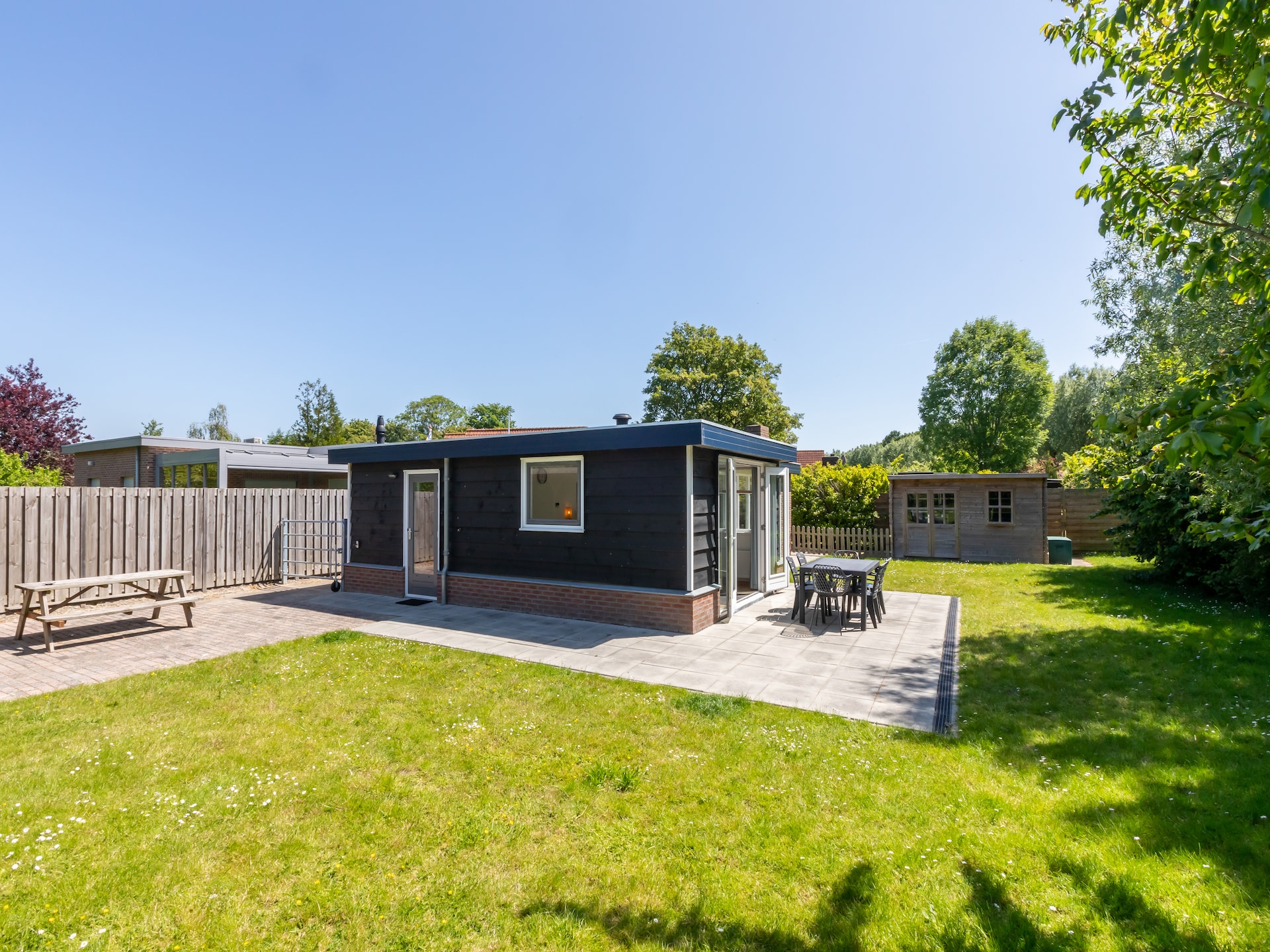 Vrijstaand vakantiehuis aan Veerse Meer met tuin en golfbaan - foto 2