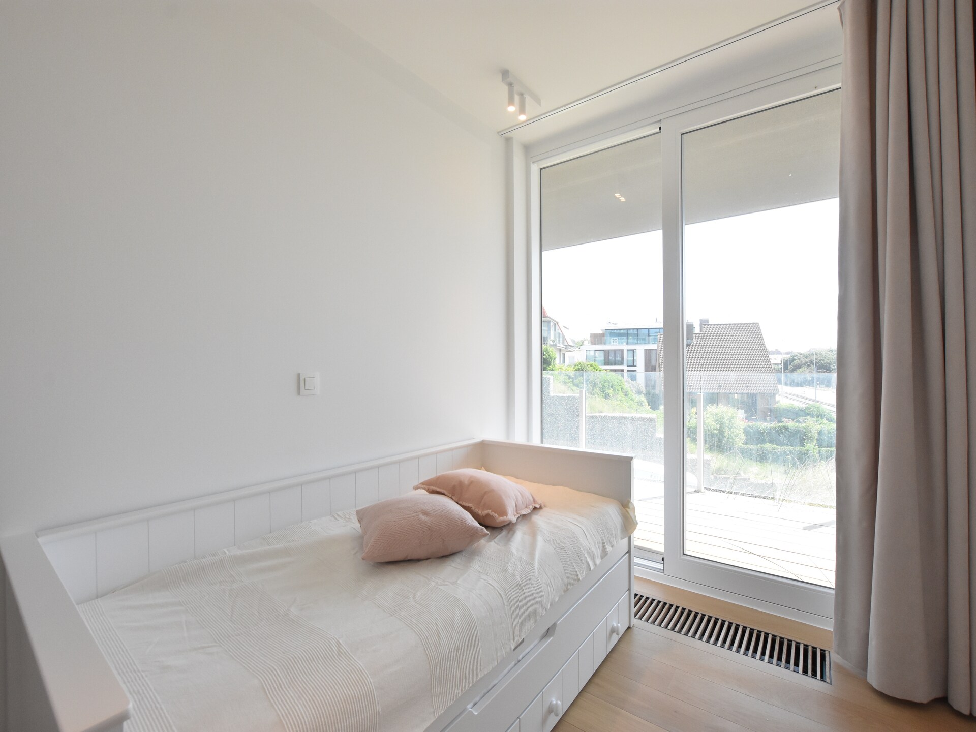 Licht en ruim appartement met terras op 100 meter van het strand in De Panne - foto 18