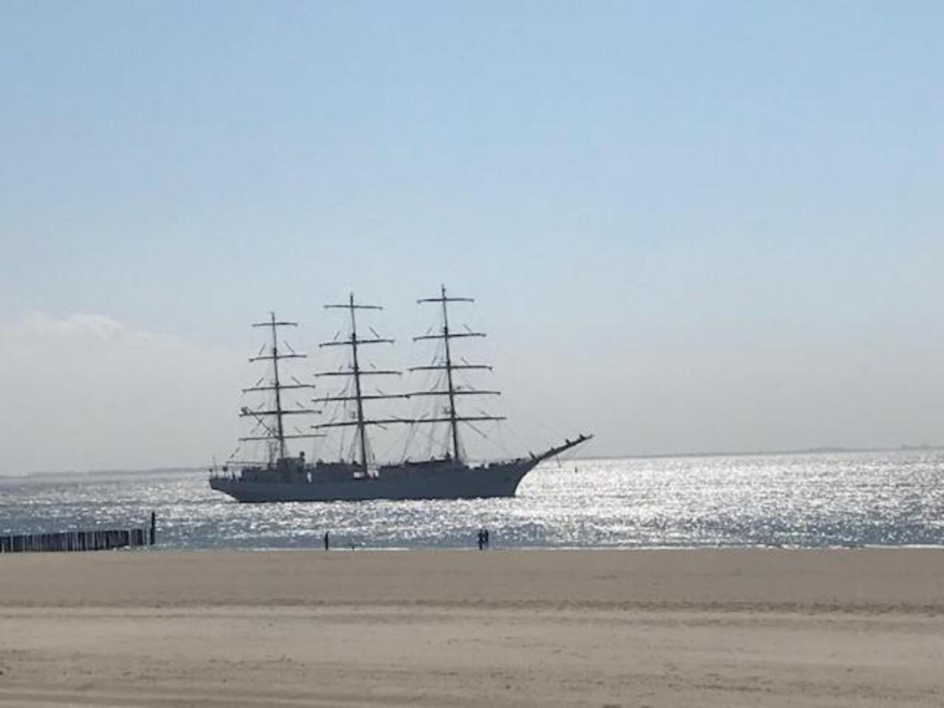 Vrijstaand boshuis met luxe tuin op 200 meter van het strand - foto 23