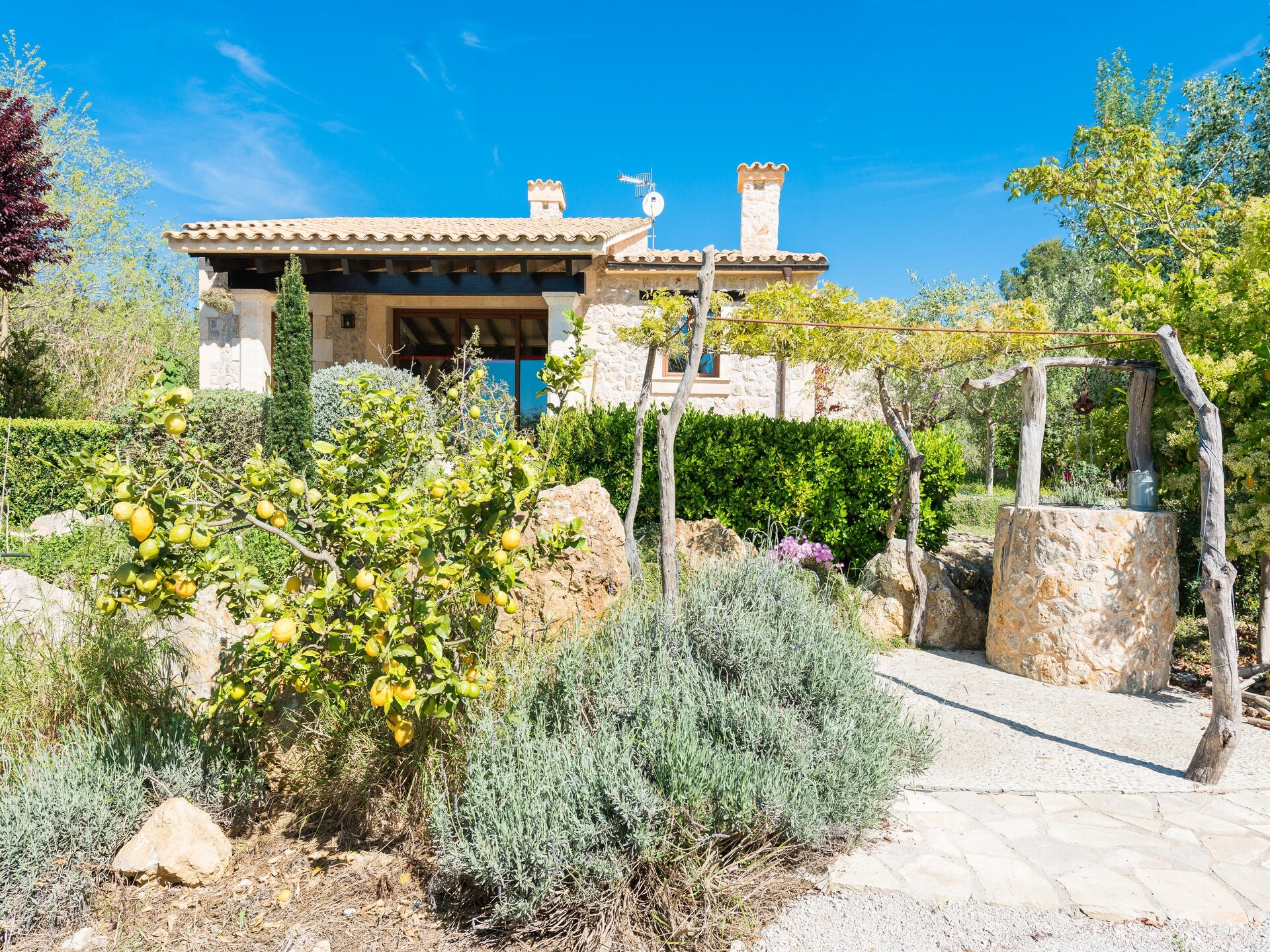 Authentieke Mallorcaanse finca met privézwembad en uitzicht nabij Sa Pobla - foto 43