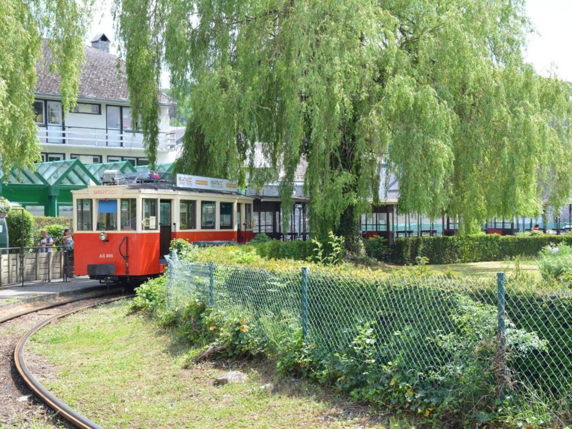 12-persoons vakantiehuis met tuin in Daverdisse - foto 24