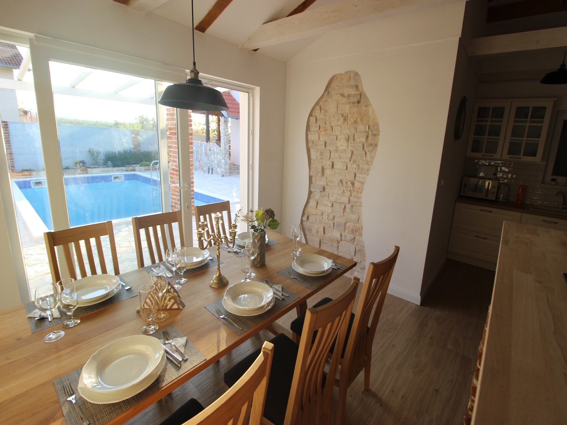 Villa Ikka in Pridraga: authentieke stenen villa met privézwembad bij Zadar - foto 13