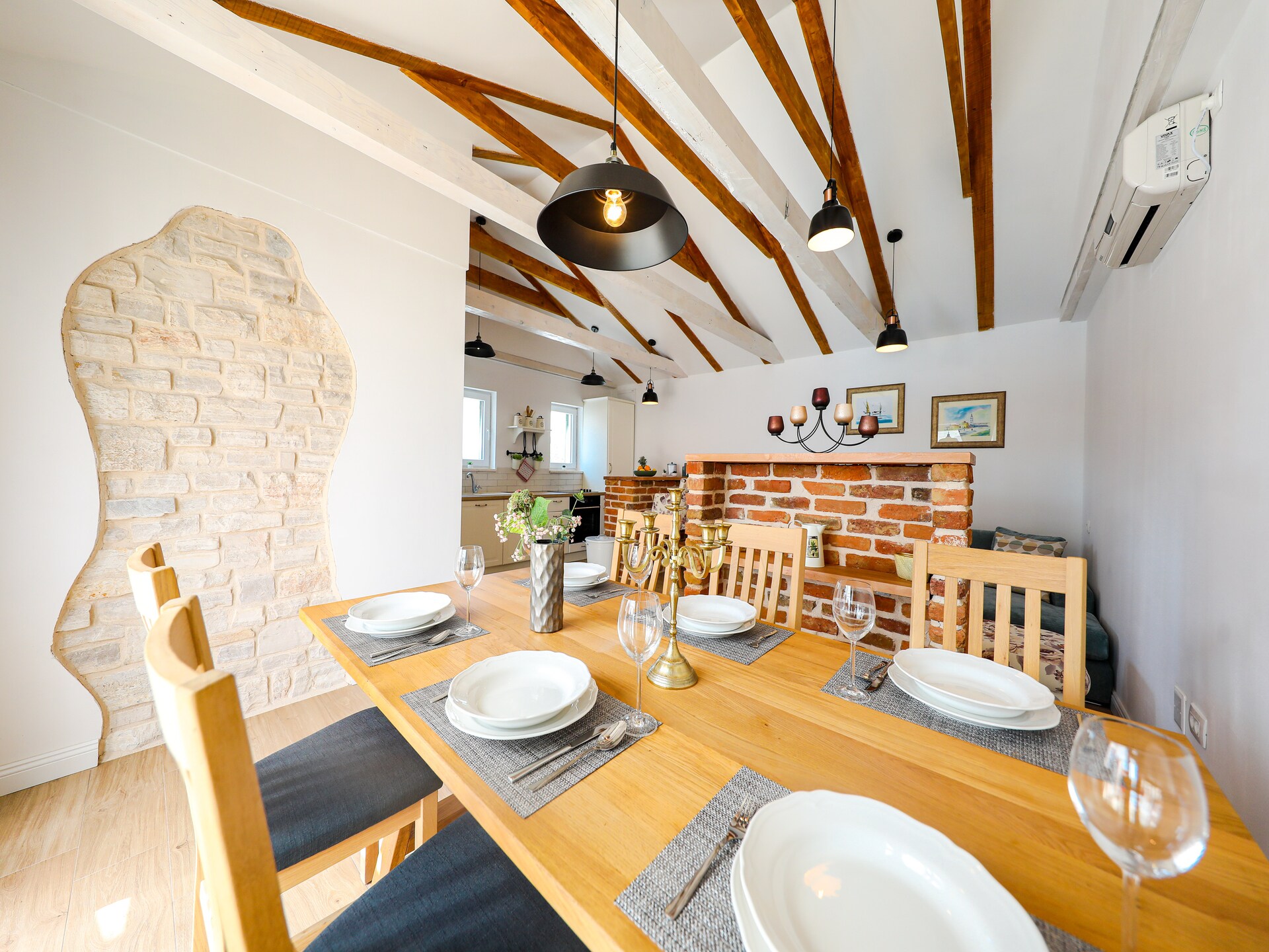 Villa Ikka in Pridraga: authentieke stenen villa met privézwembad bij Zadar - foto 23