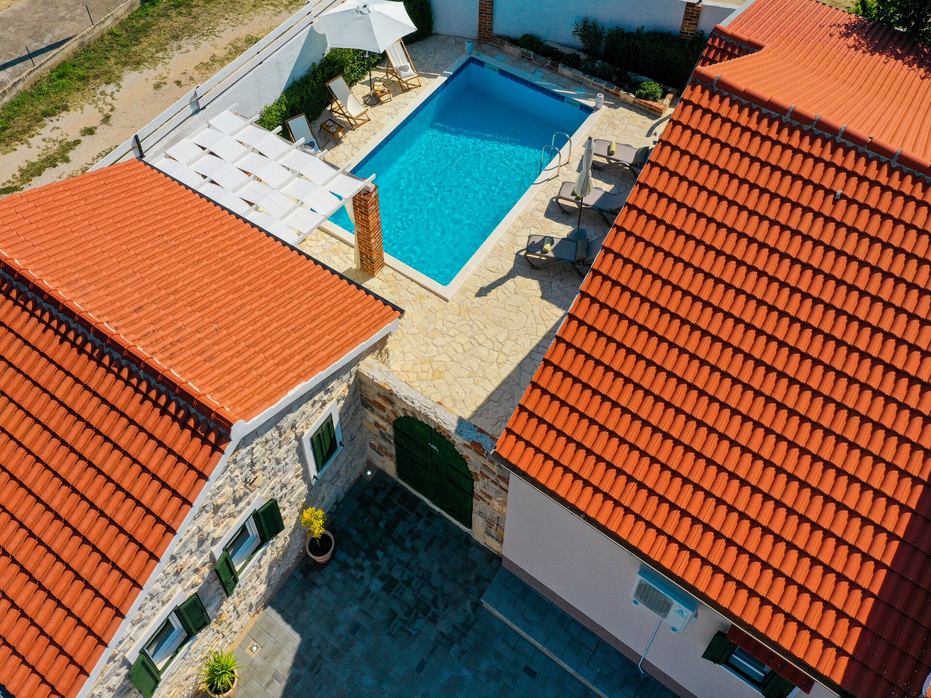 Villa Ikka in Pridraga: authentieke stenen villa met privézwembad bij Zadar - foto 19