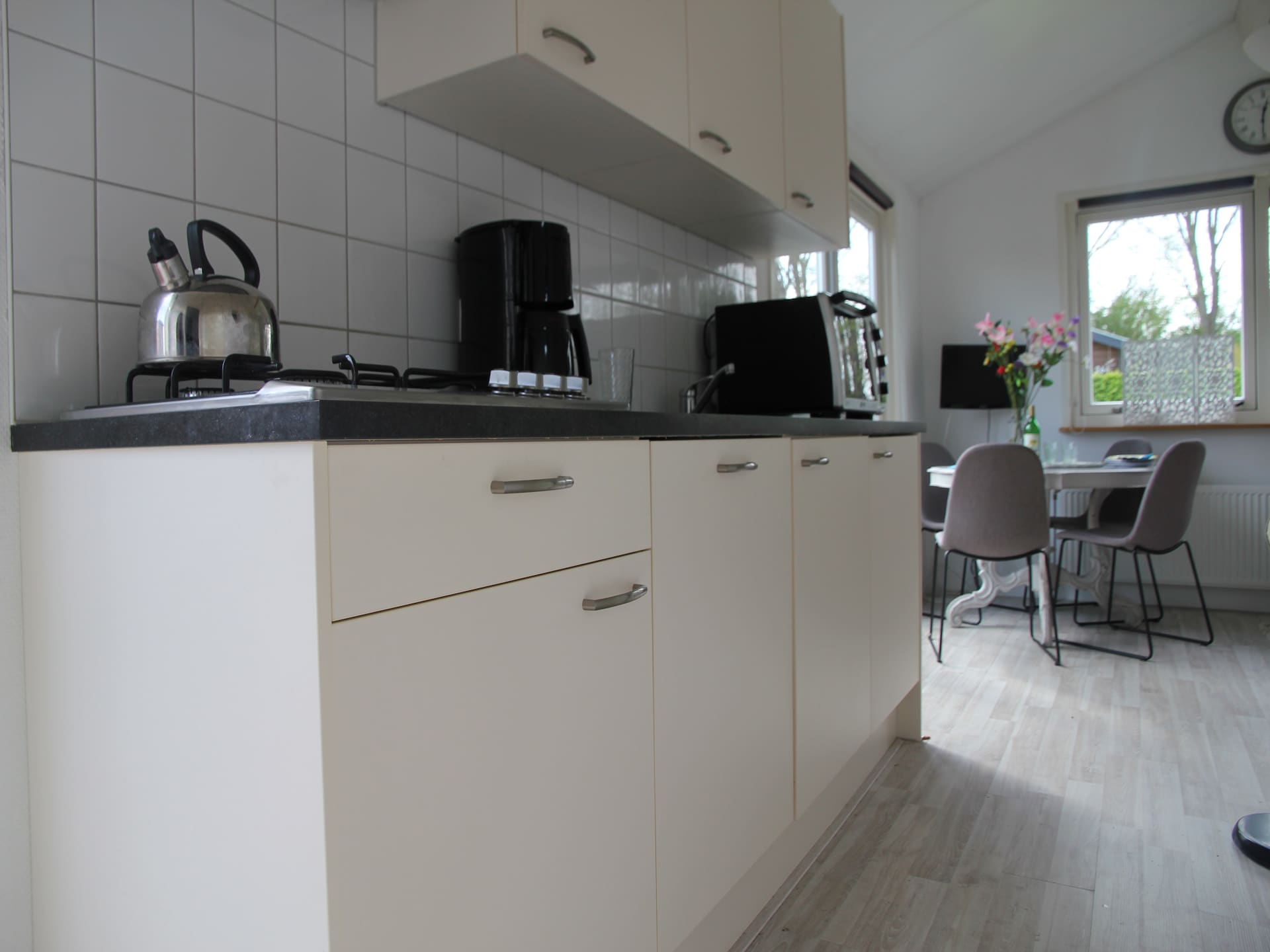 Landelijke bungalow bij zee met hondvriendelijk bos in Warmenhuizen - foto 4