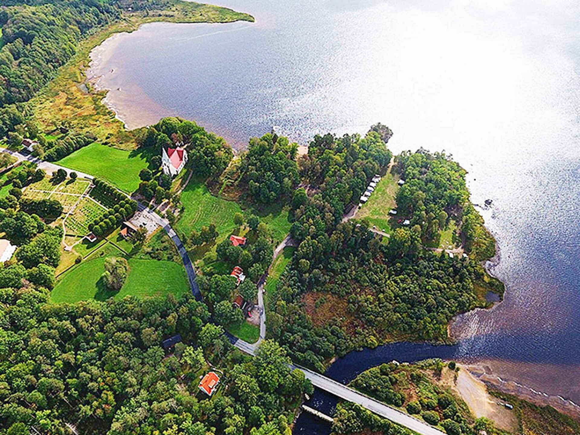 Vrijstaand vakantiehuis met sauna en zicht op Kalvsjön in Jämtland - foto 6