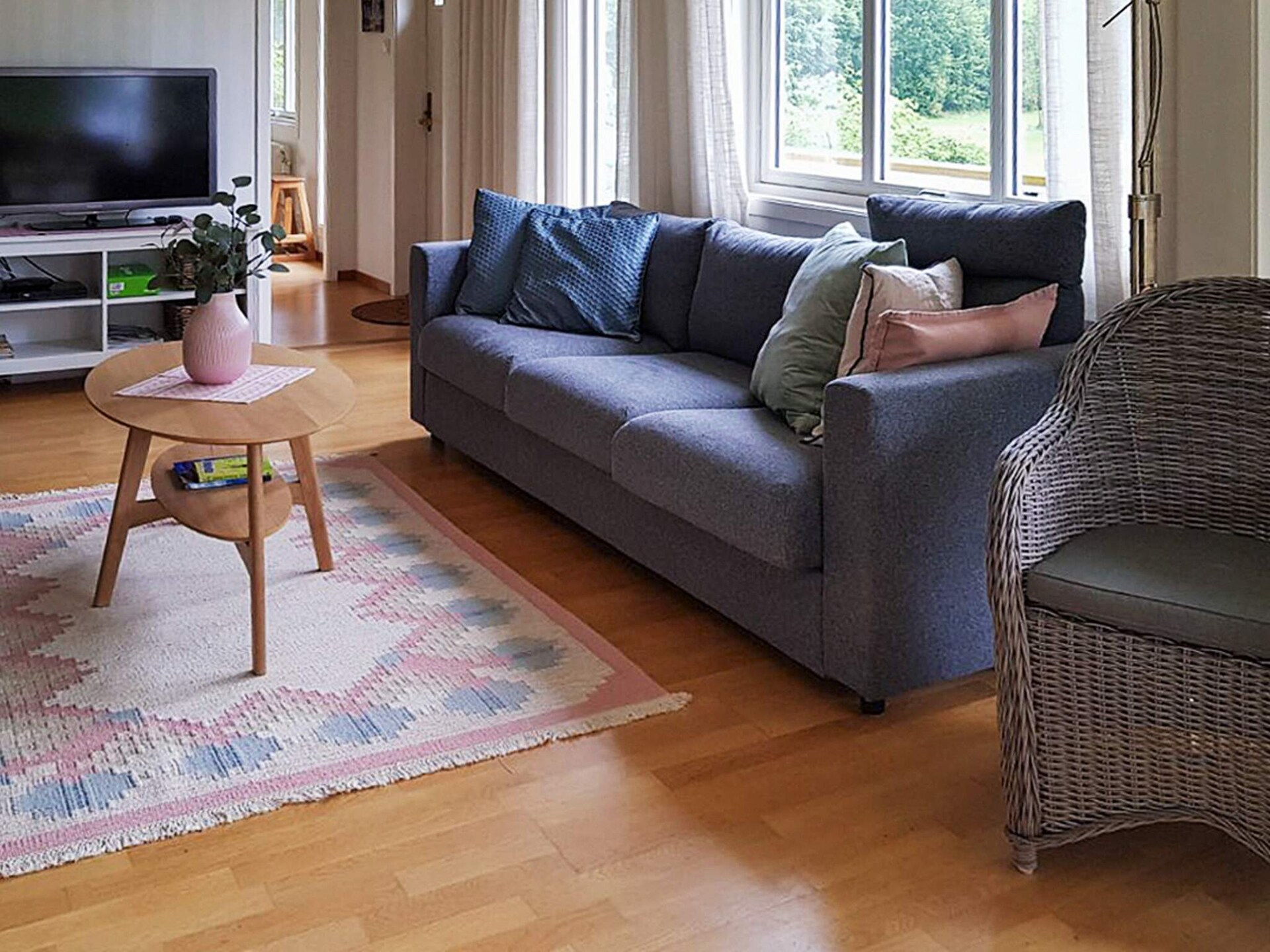 Vrijstaand vakantiehuis met sauna en zicht op Kalvsjön in Jämtland - foto 9