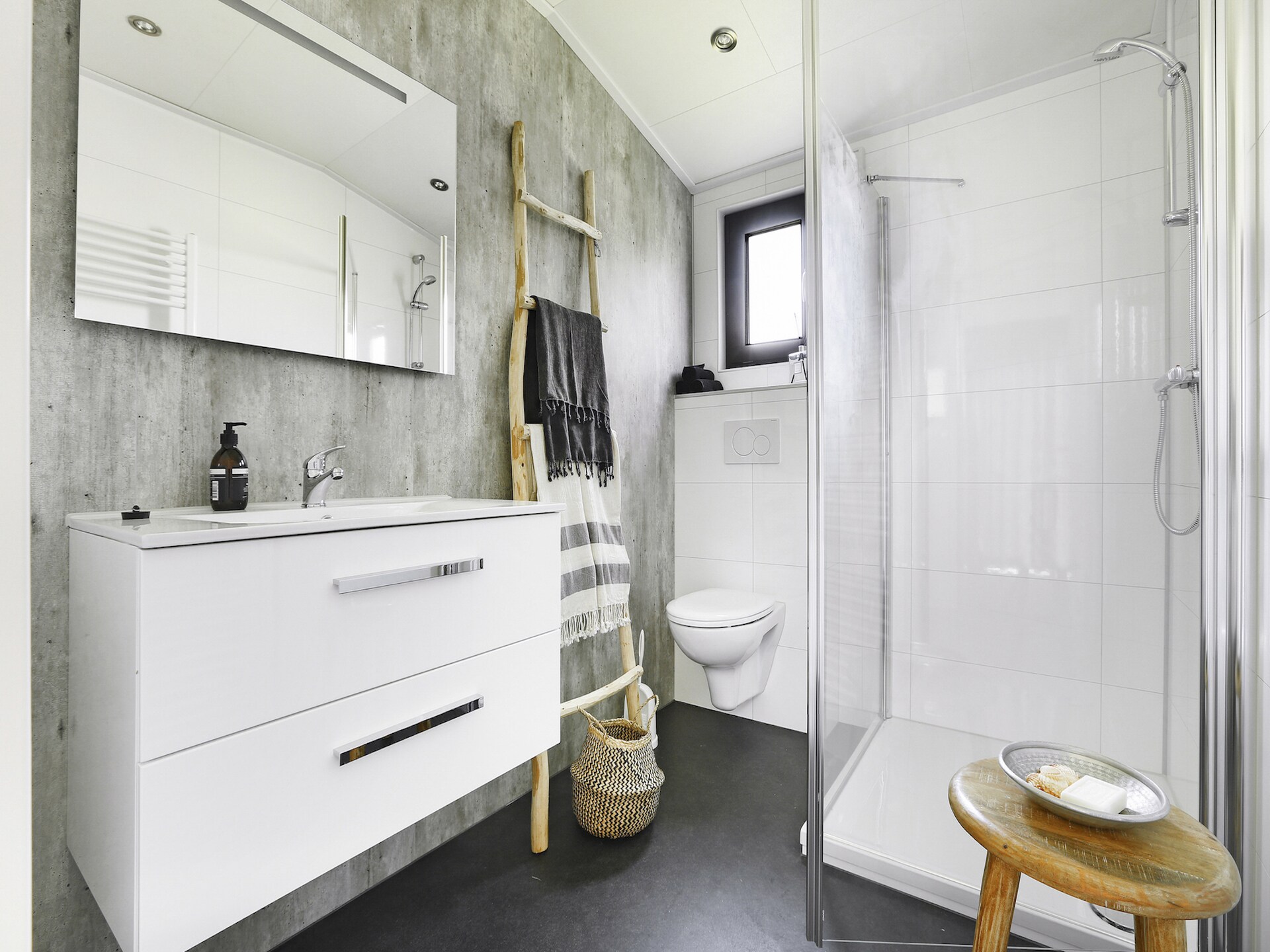 Moderne Bos Lodge Markelo – luxe vakantiehuis voor 6 personen - foto 11