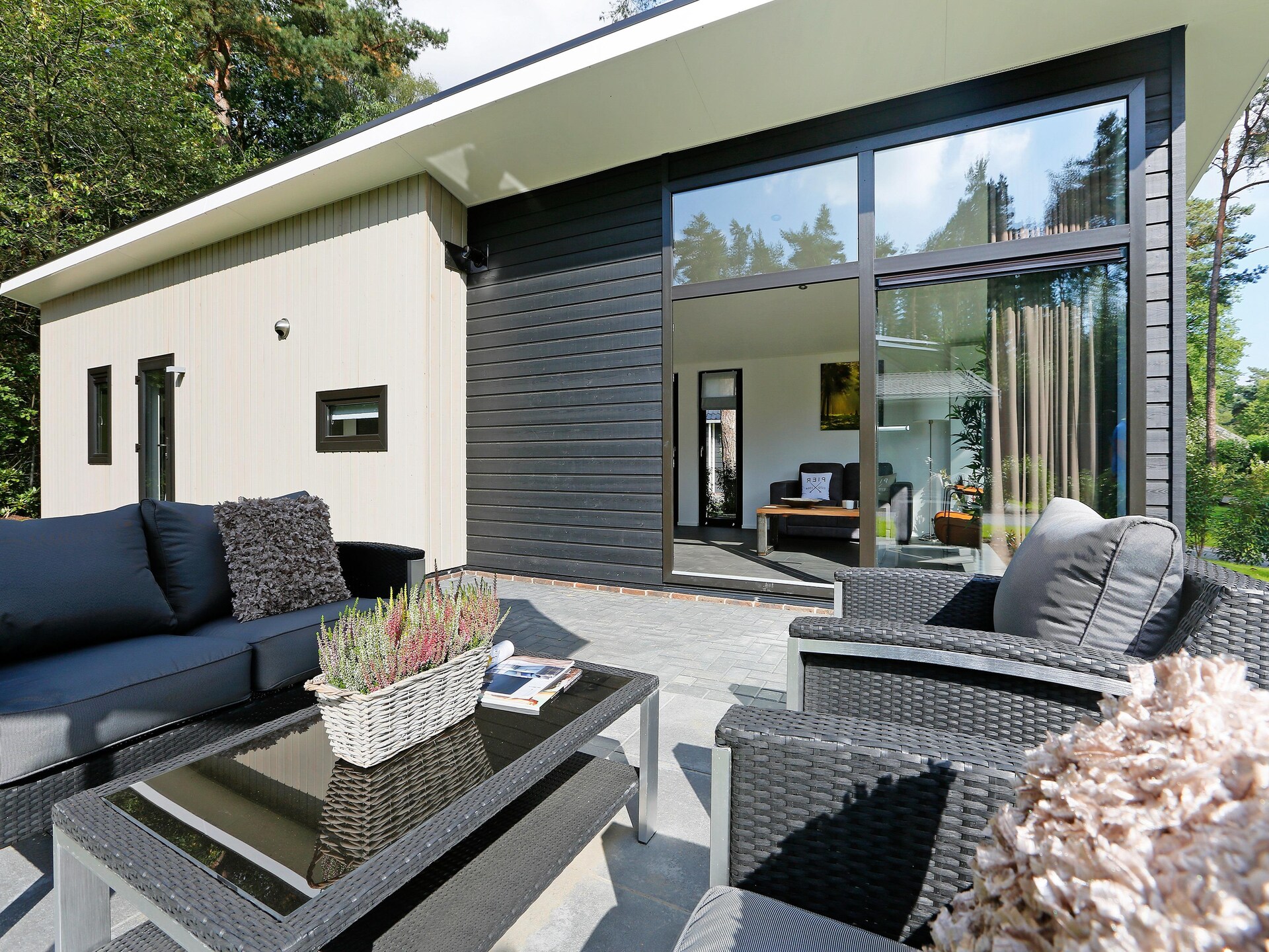 Moderne Bos Lodge Markelo – luxe vakantiehuis voor 6 personen - foto 13