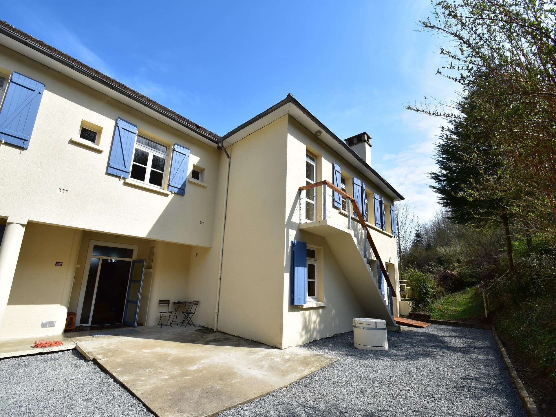 Luxe landhuis met gedeeld zwembad op 14 hectare in Bourgondië - foto 8