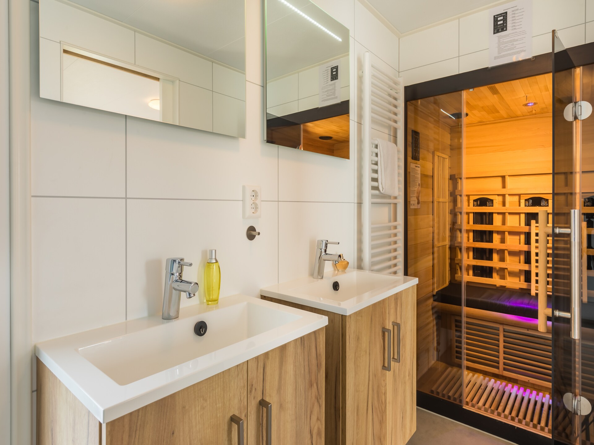 Vrijstaand chalet in hartje Drenthe, op rustig vakantiepark met zwembad - foto 10