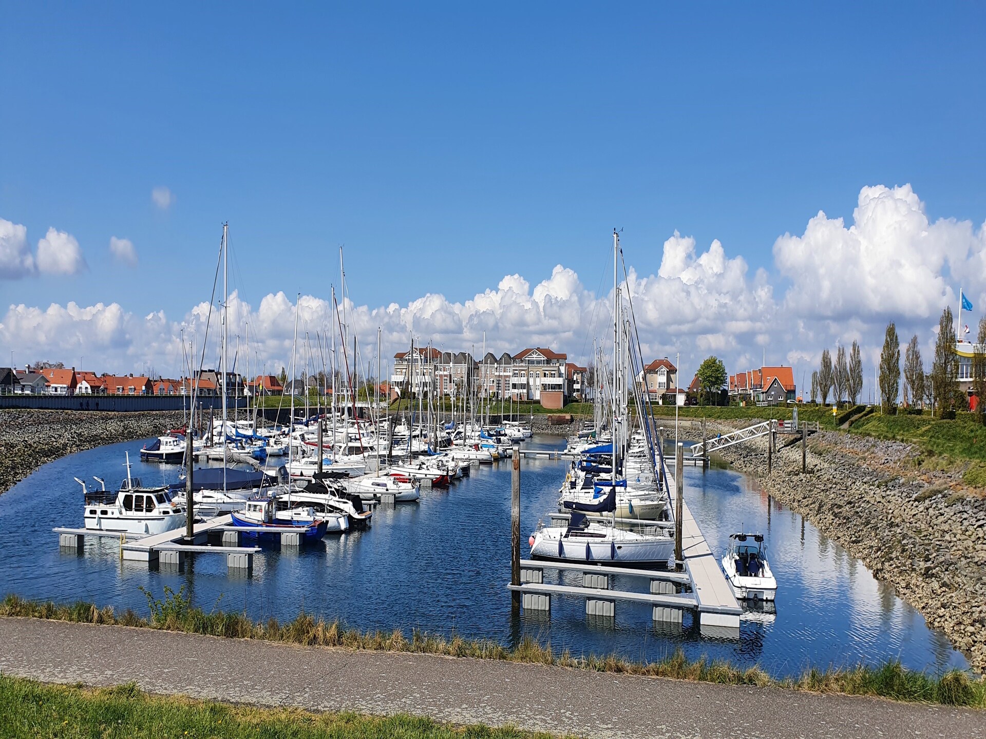 Stijlvol chalet aan de Oosterschelde met privéterras en sfeerhaarden - foto 25