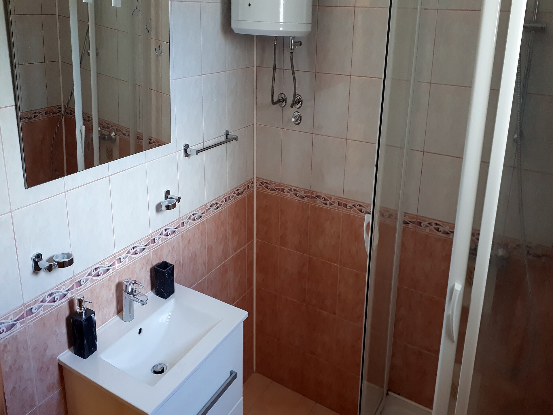 Ruim appartement met privézwembad in Bibinje, vlakbij zee en Zadar - foto 20