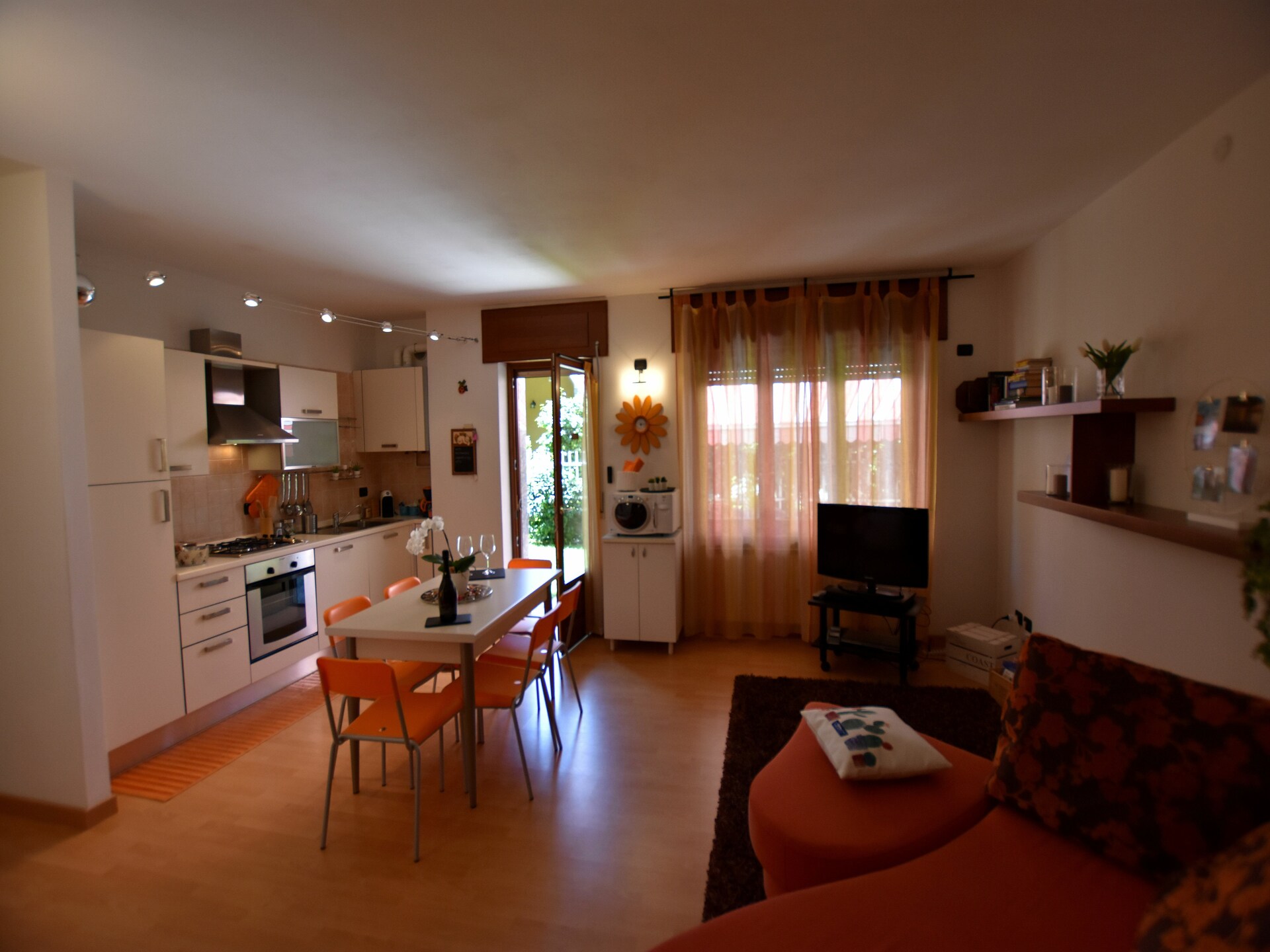 Luxe gerenoveerde villa Cherry House in Mergozzo - foto 7