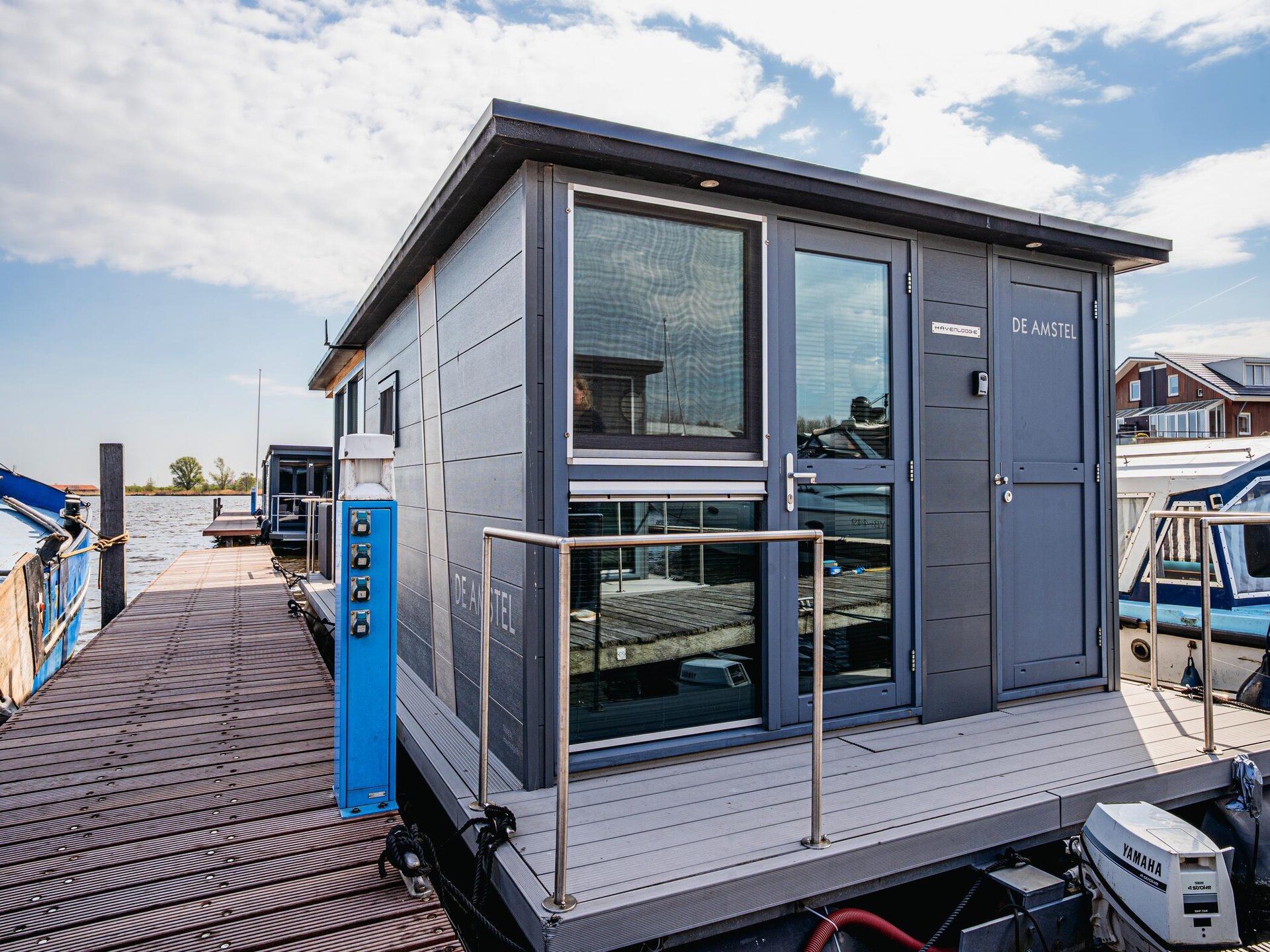Moderne woonboot met panoramisch uitzicht op het Uitgeestermeer - foto 8