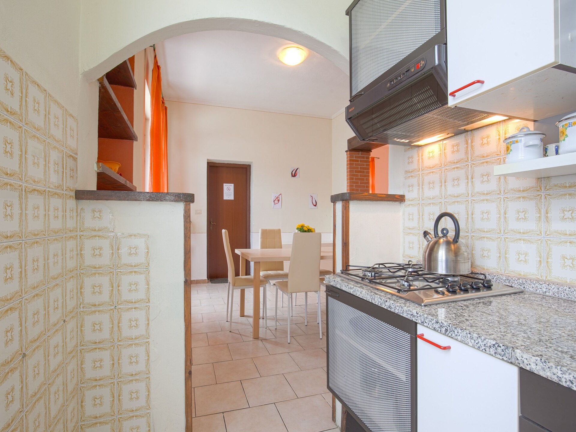 Gelijkvloers Toscaans vakantiehuis met privétuin en zwembad in Lucignano - foto 18