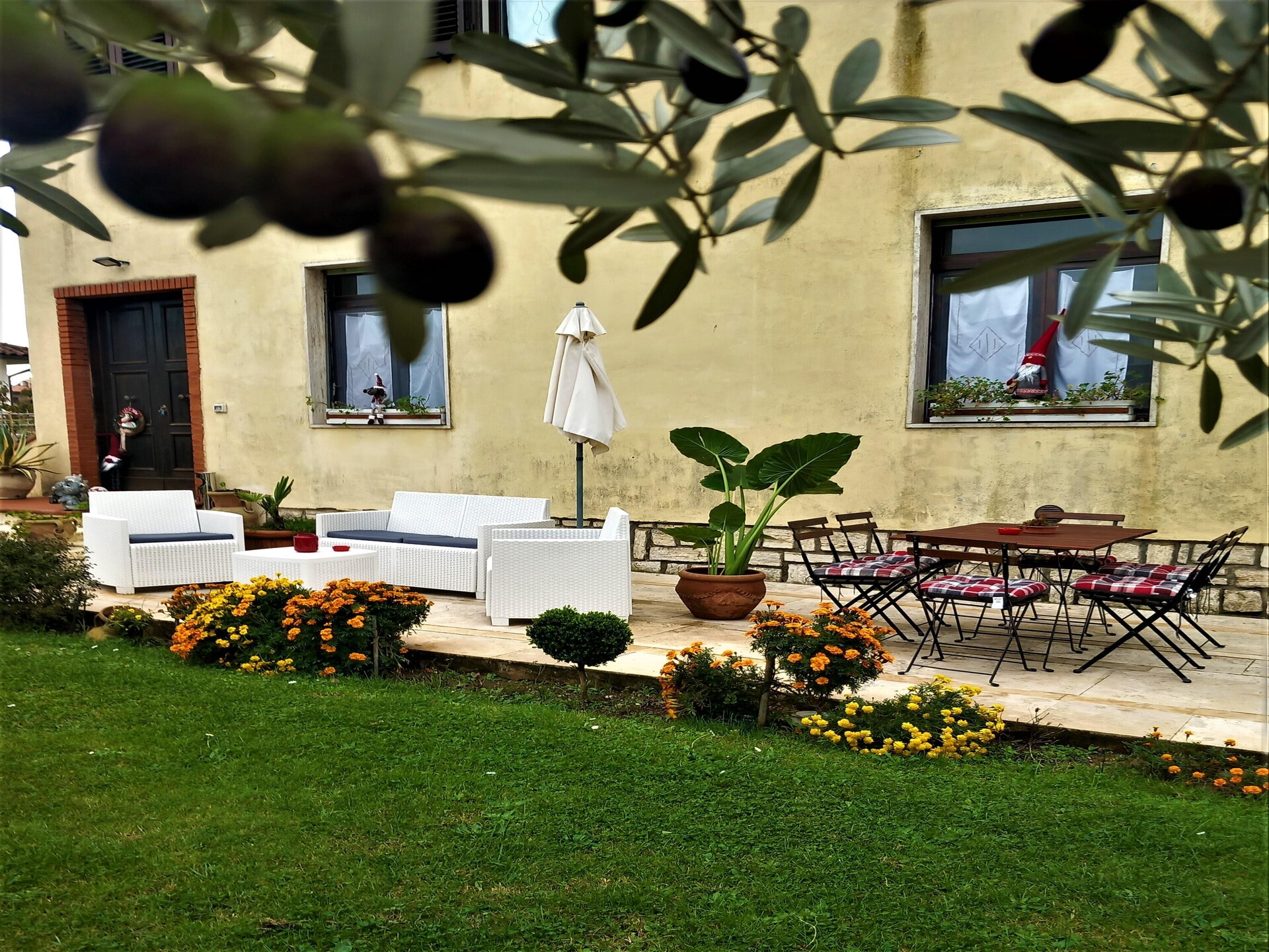 Gelijkvloers Toscaans vakantiehuis met privétuin en zwembad in Lucignano - foto 30