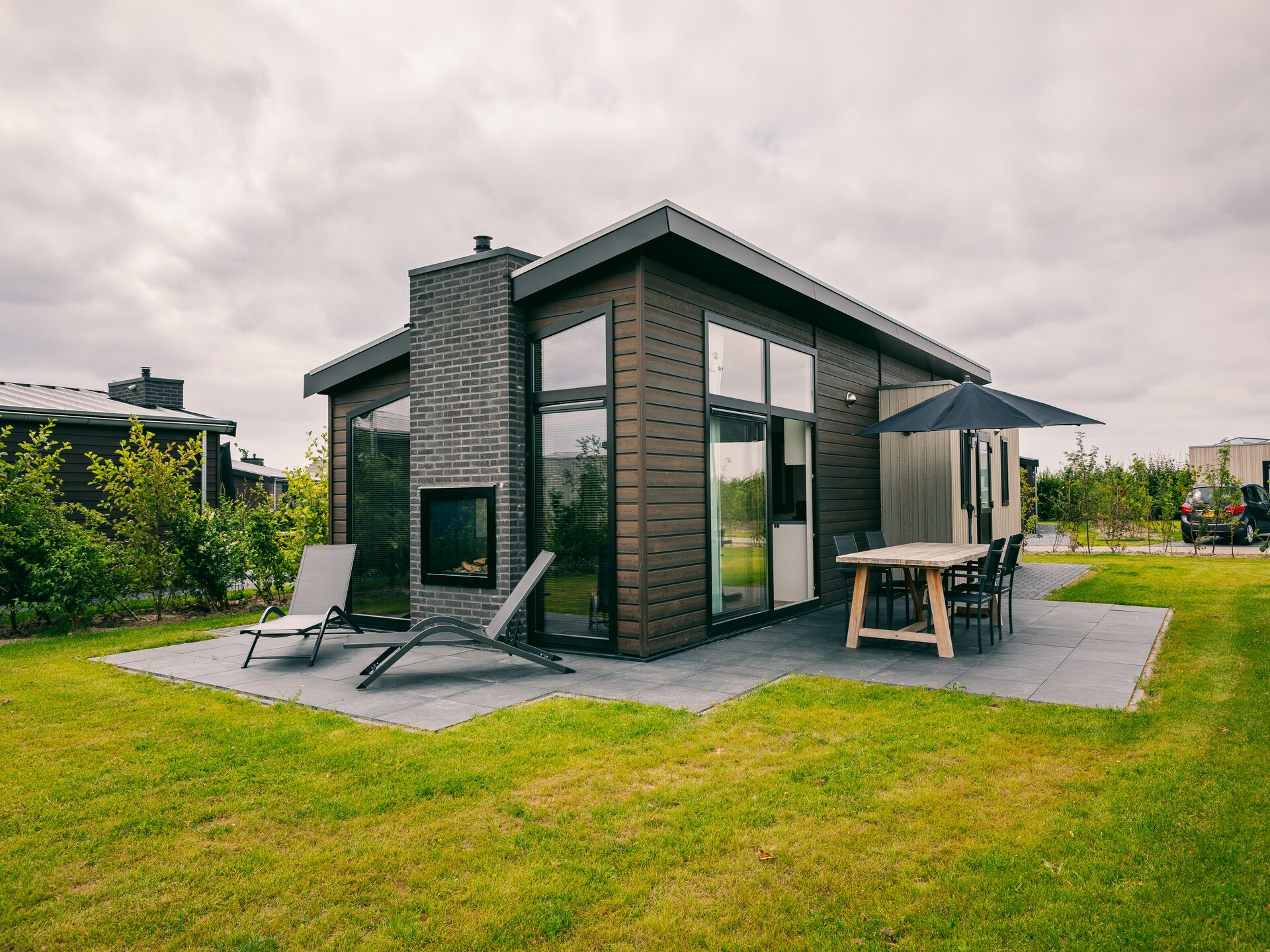 Duurzame 4-persoonsbungalow aan natuurgebied in Herkingen - foto 11