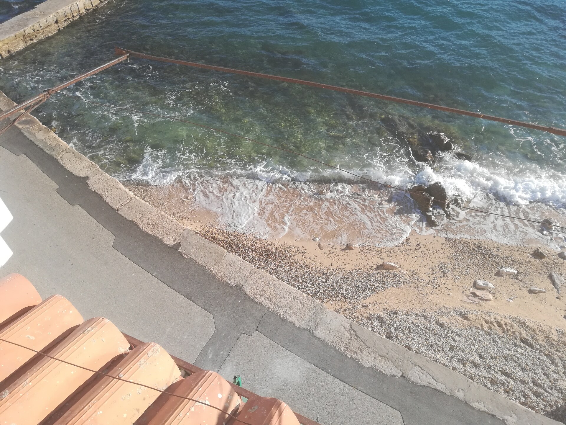 Vakantiehuis Baska: 10 meter van zee met overdekt terras - foto 16