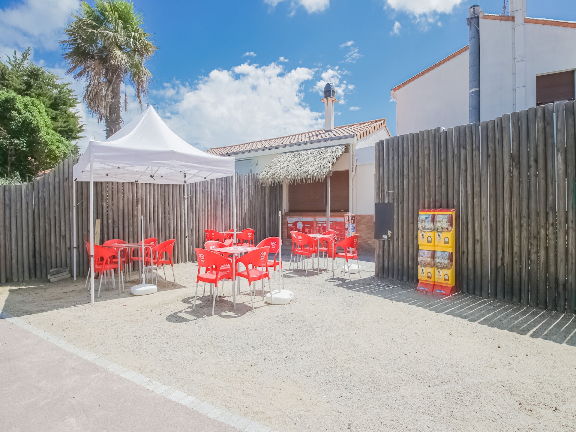 Op 1,5 km van het strand: Moderne stacaravan in Saint-Jean-de-Monts - foto 17