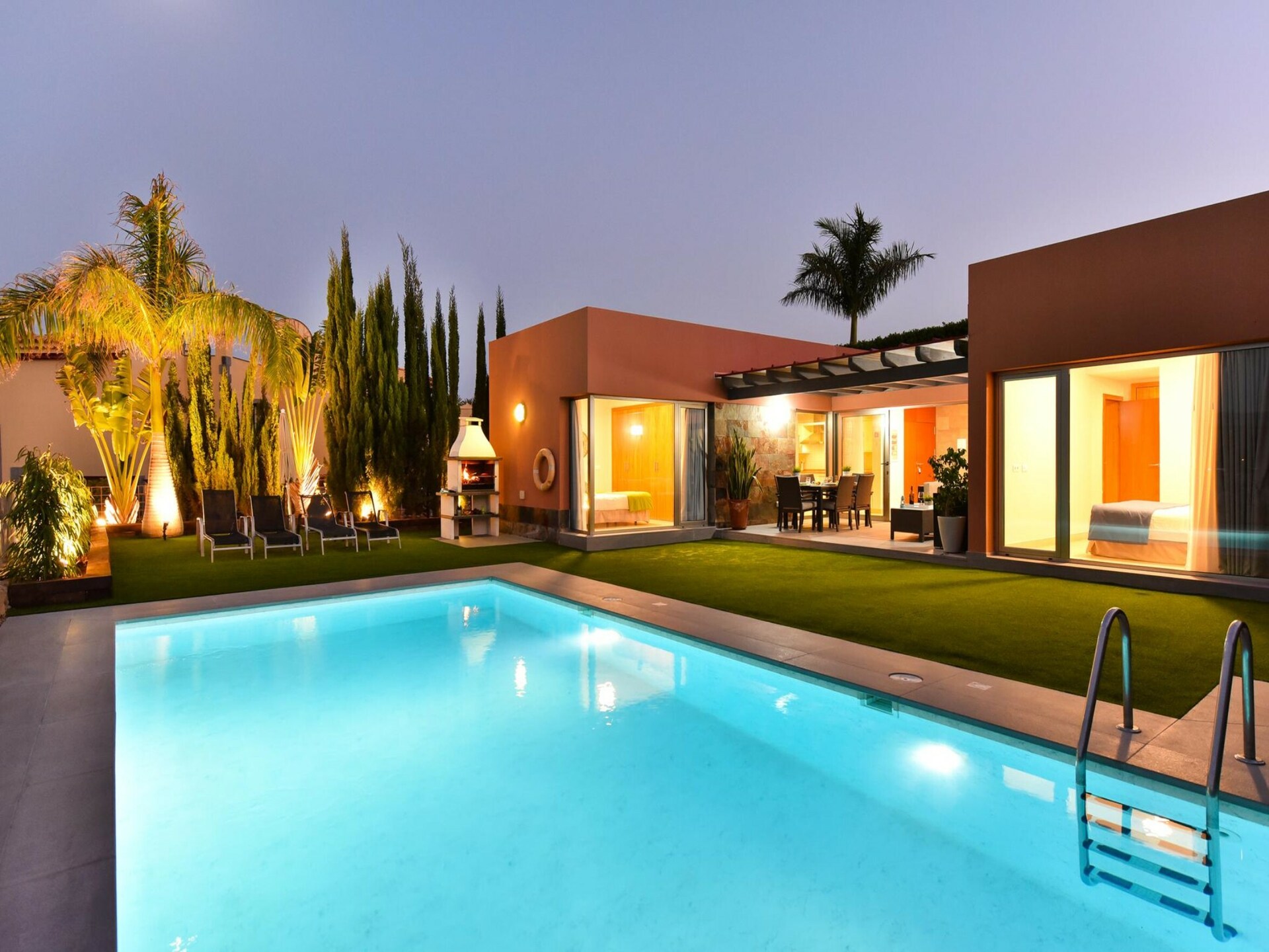 Luxe vrijstaande villa aan de golfbaan met privézwembad en panoramisch uitzicht - foto 2