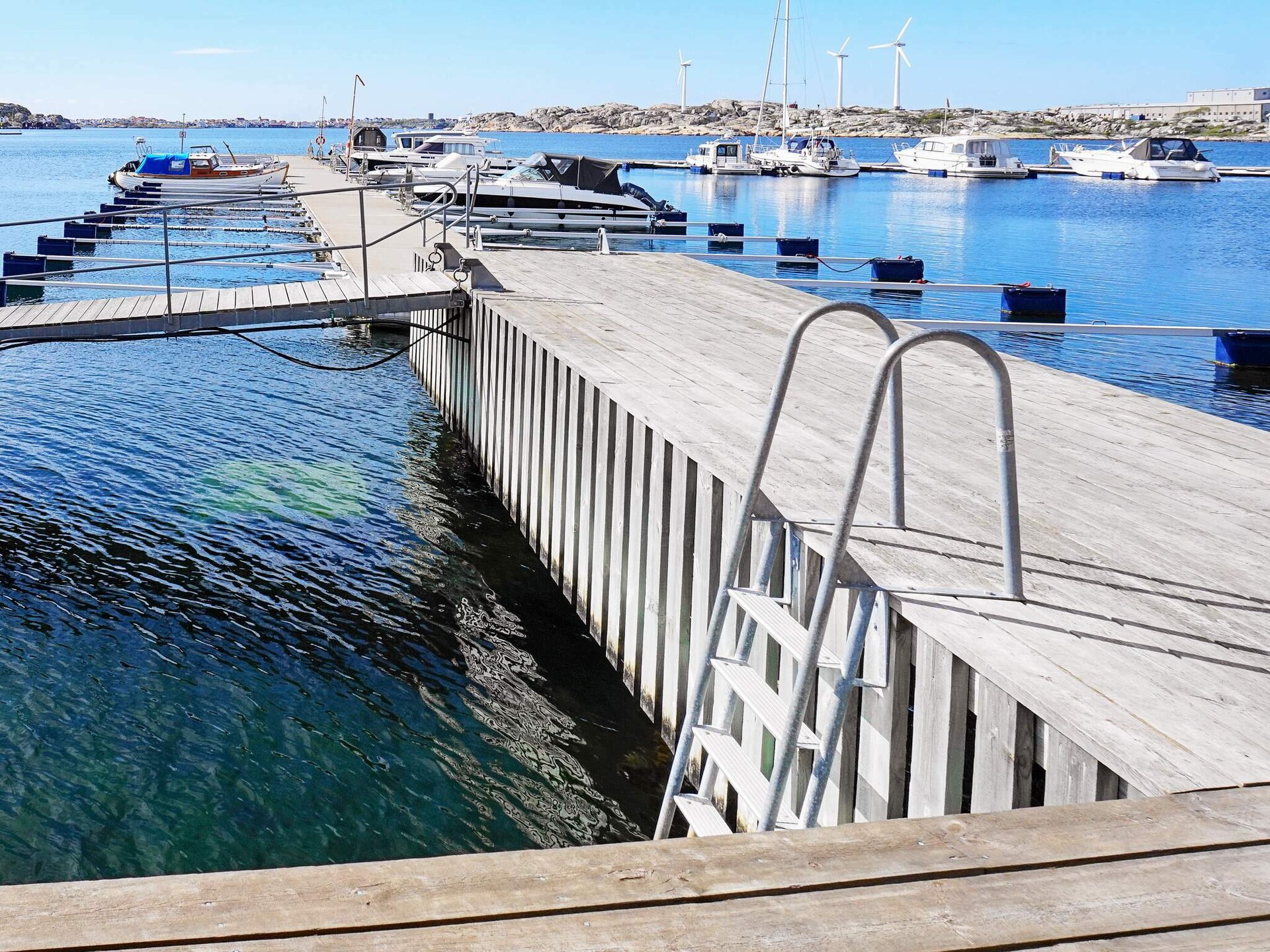 Panoramazicht op zee: modern vakantiehuisje bij Rönnäng, Tjörn - foto 13