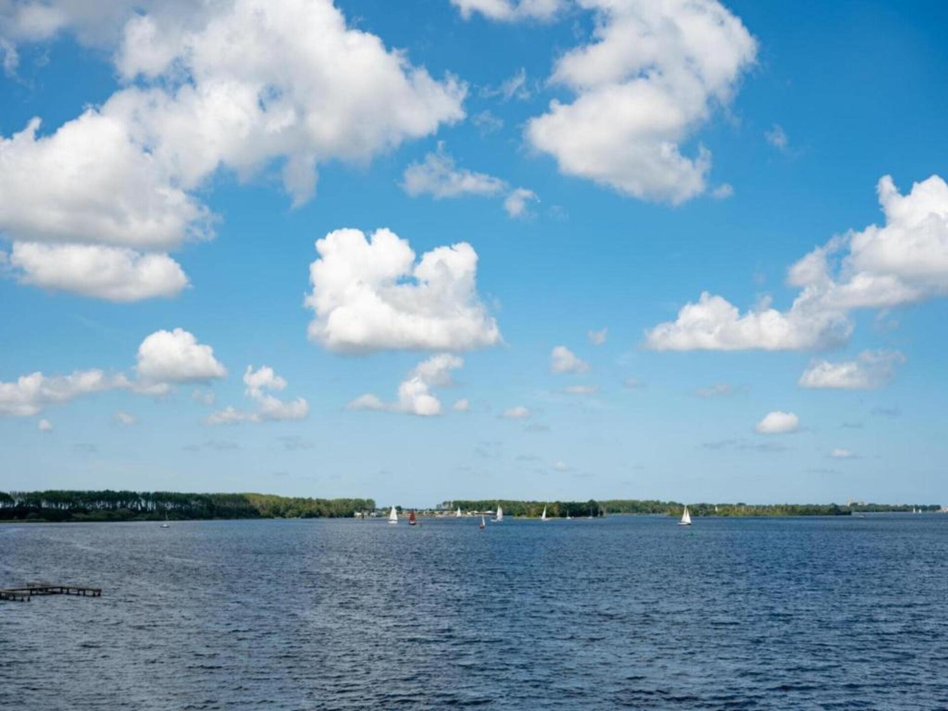 Luxe watervilla met haard en steiger aan het Veerse Meer, huisdieren welkom - foto 30
