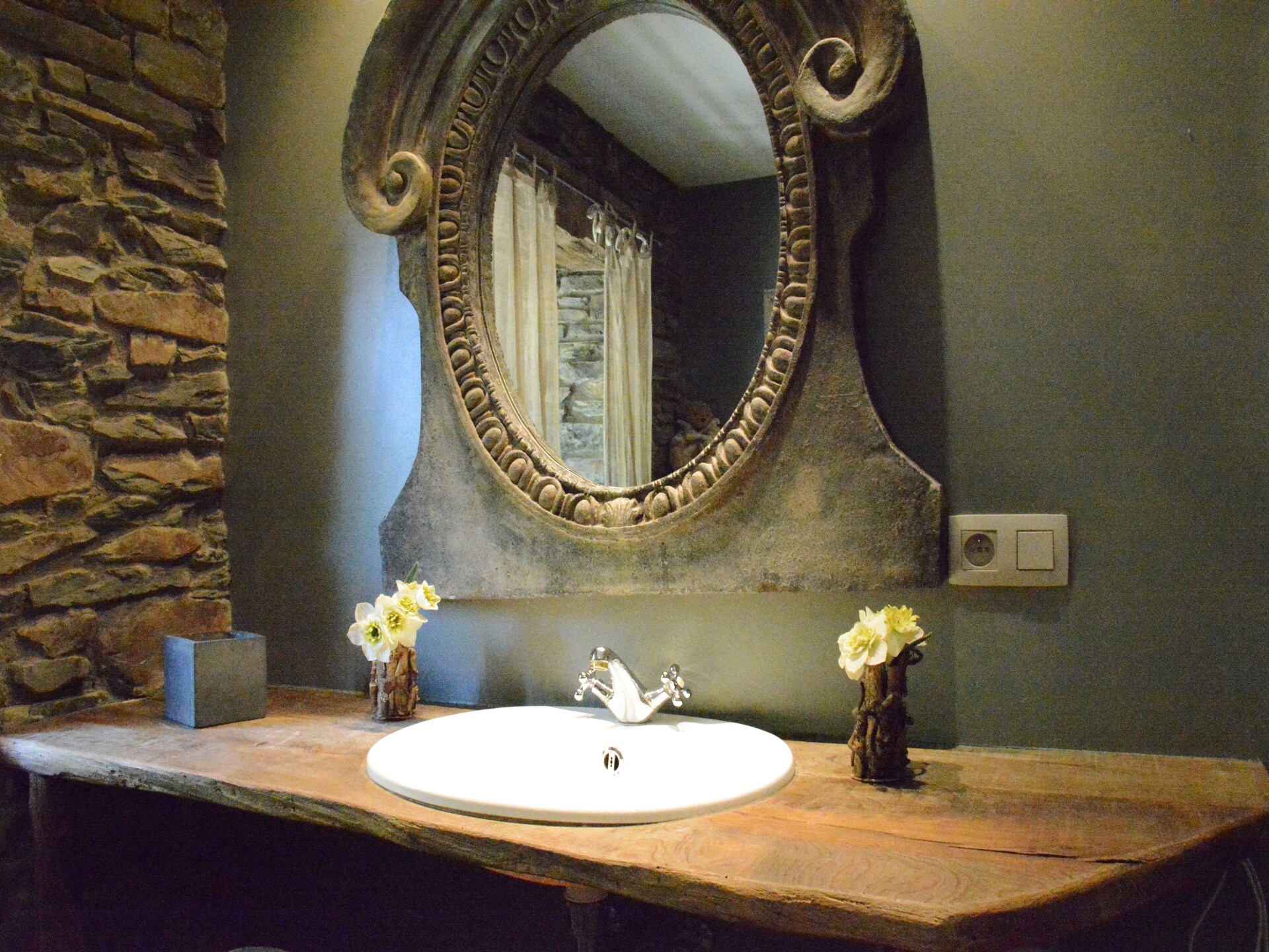 8-persoons landhuis La Brocanteuse in Jehonville met tuin en tafelvoetbal - foto 16