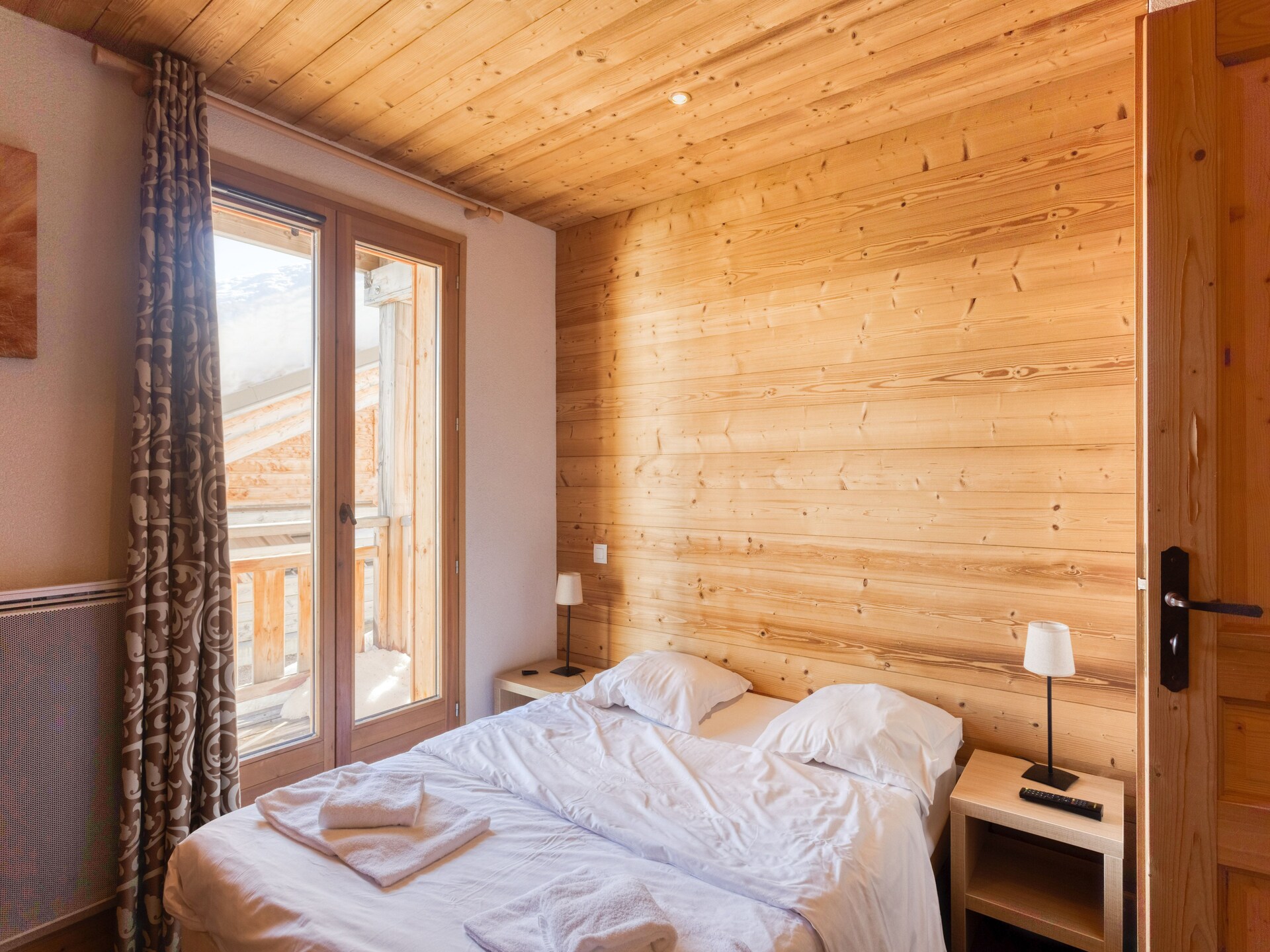 Ruim chalet voor 8 personen in Les Portes du Grand Massif, direct aan de piste - foto 10