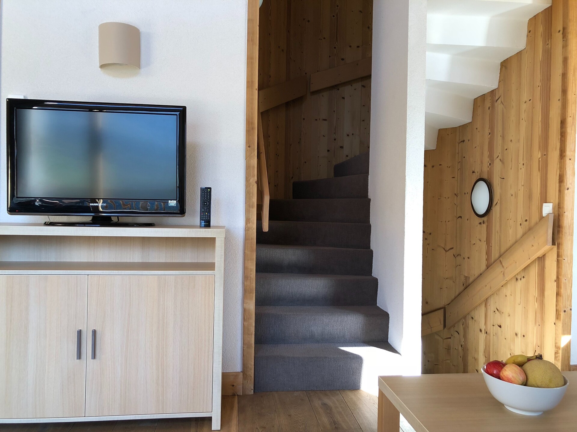 Ruim chalet voor 8 personen in Les Portes du Grand Massif, direct aan de piste - foto 7