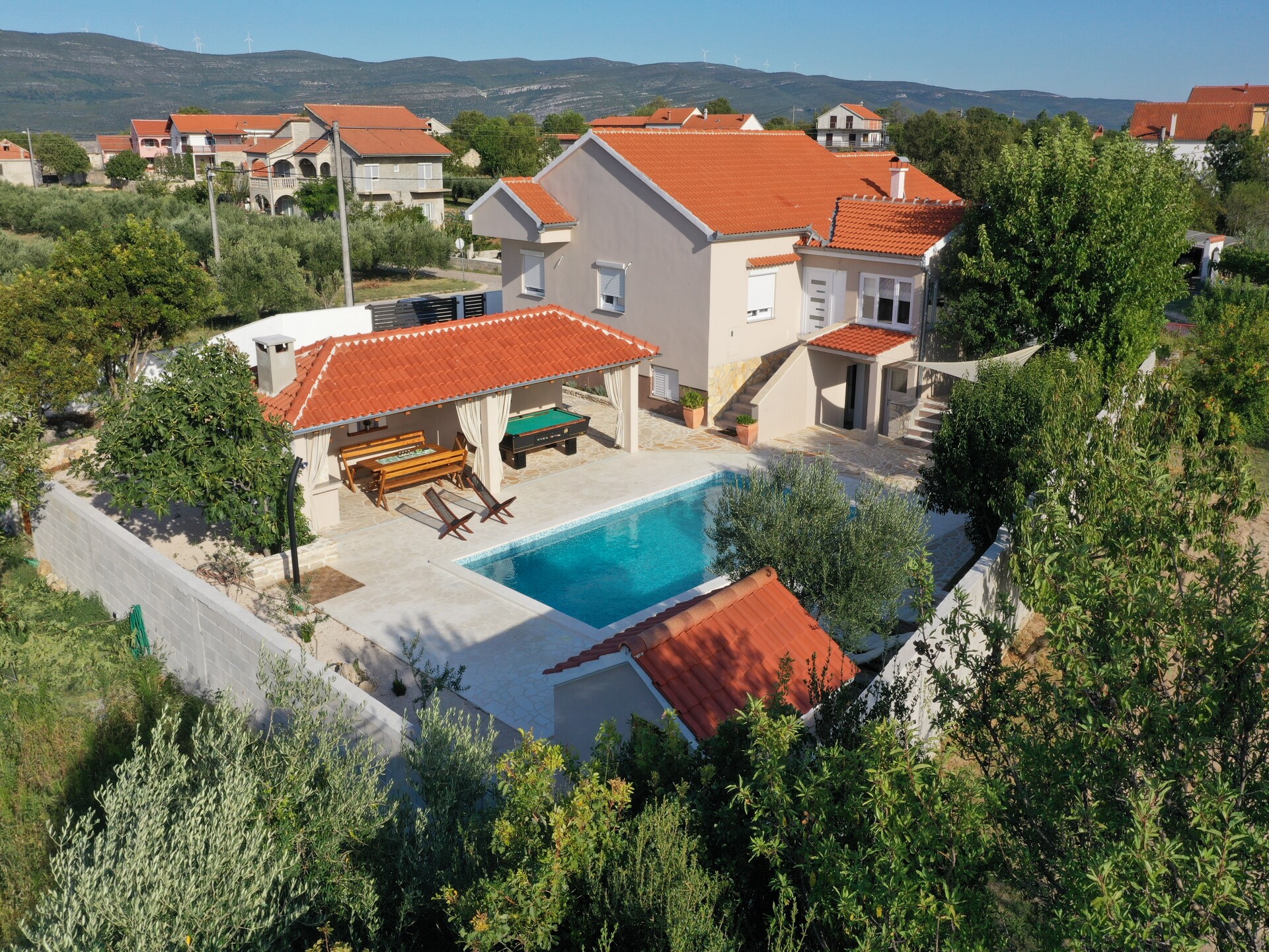 Villa Barka met privézwembad en biljart nabij Zadar - foto 16
