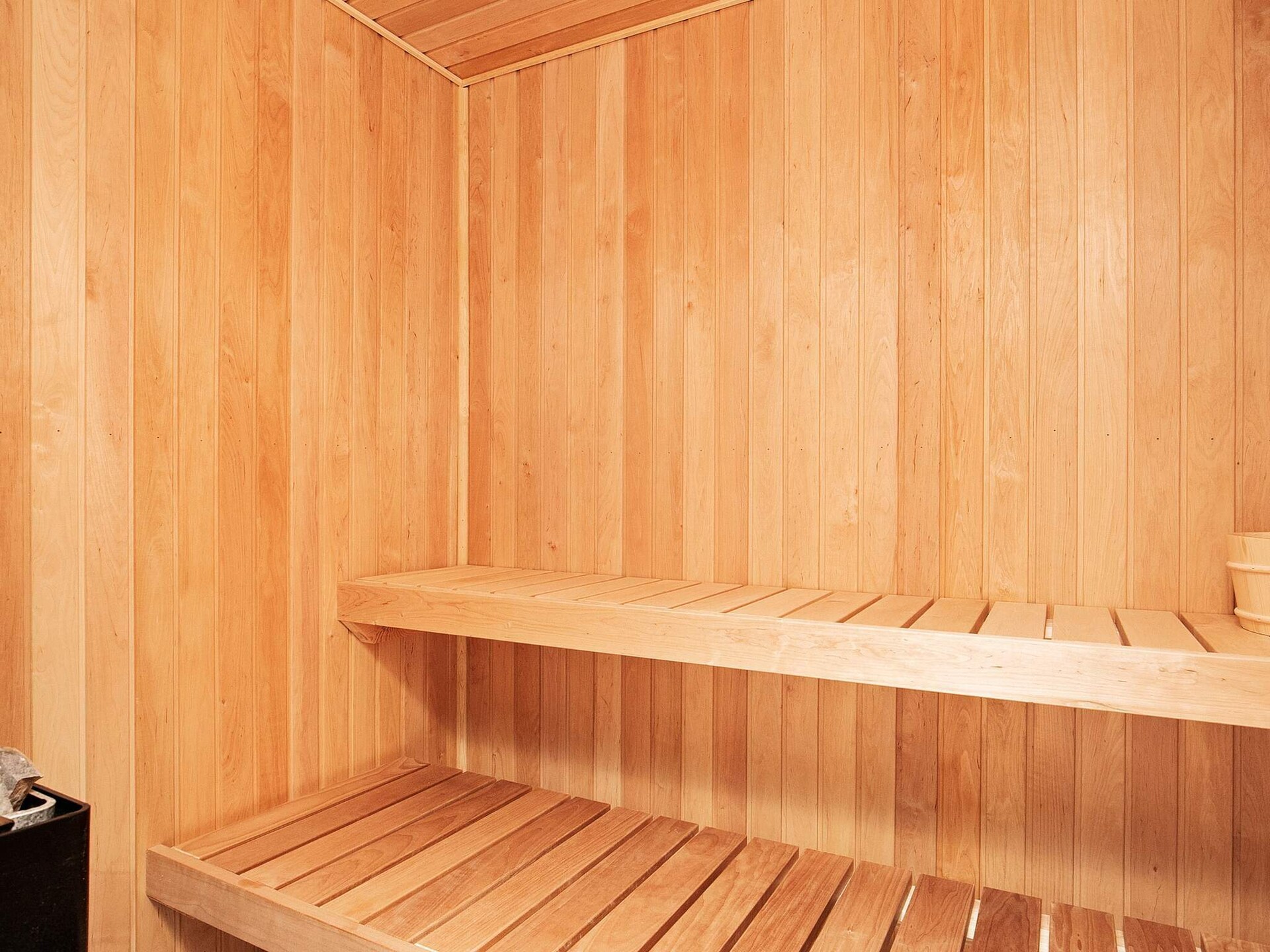 Luxe vakantiehuis voor 14 personen met whirlpool, sauna en activiteitenruimte op 500m van zee - foto 32