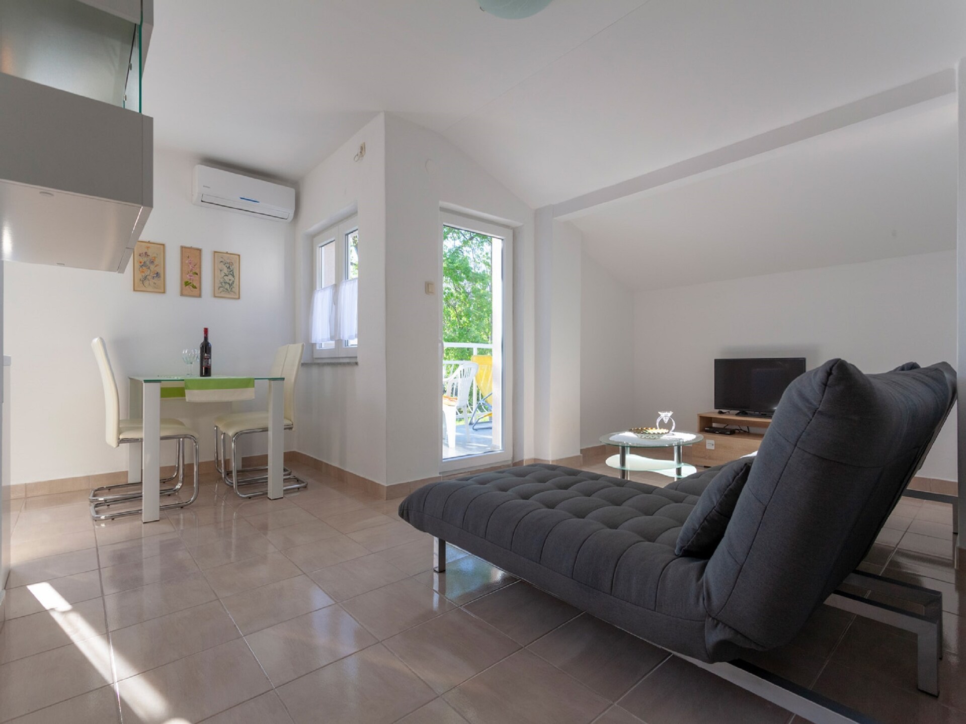 Knus appartement met airco en BBQ nabij Malinska - foto 2