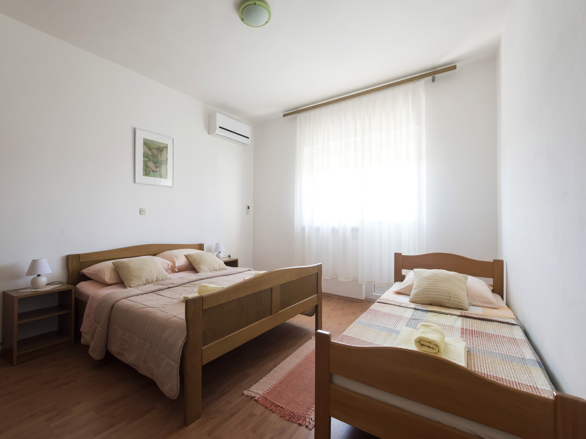 Op 300 m van zee: Ruim appartement in Starigrad Paklenica - foto 16