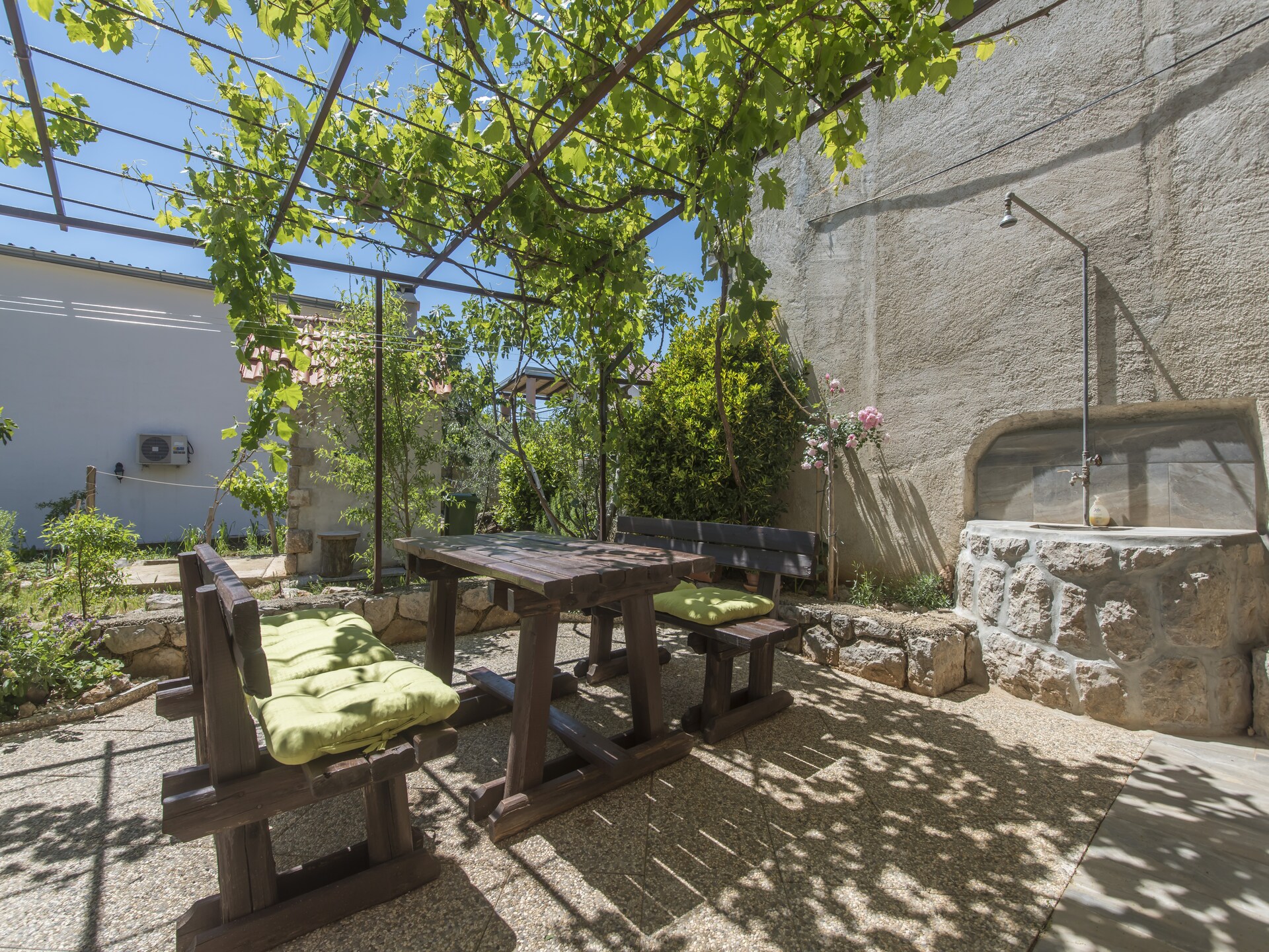 Op 300 m van zee: Ruim appartement in Starigrad Paklenica - foto 25