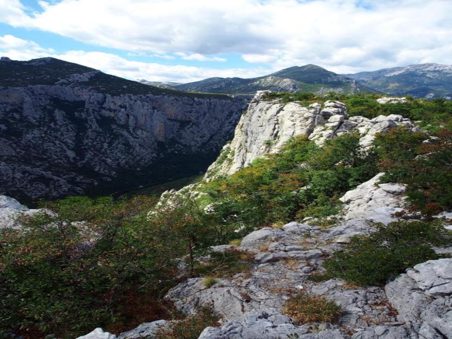 Op 300 m van zee: Ruim appartement in Starigrad Paklenica - foto 31