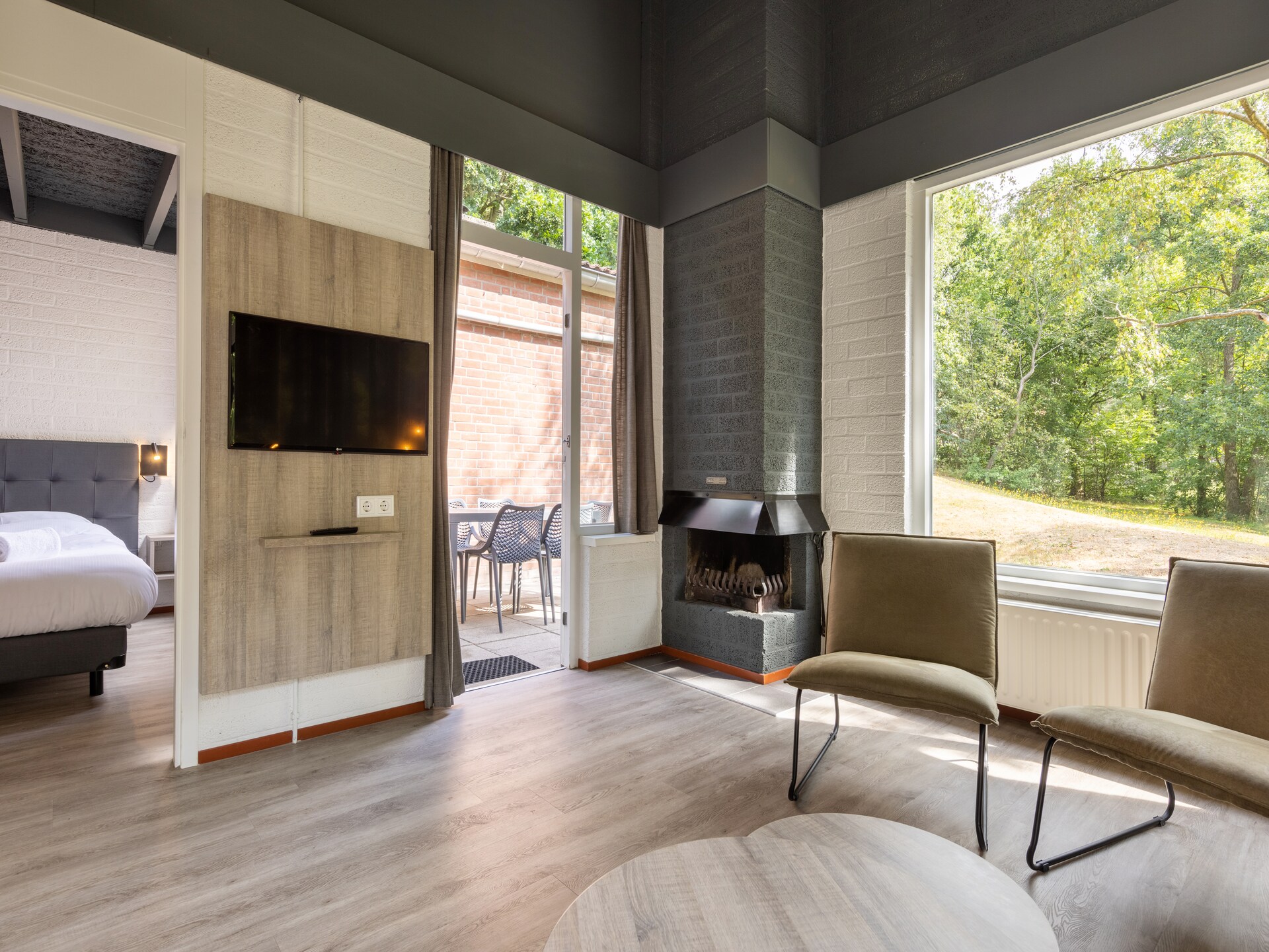 Huisdiervriendelijke 6-persoonsbungalow in groen Weert - foto 13