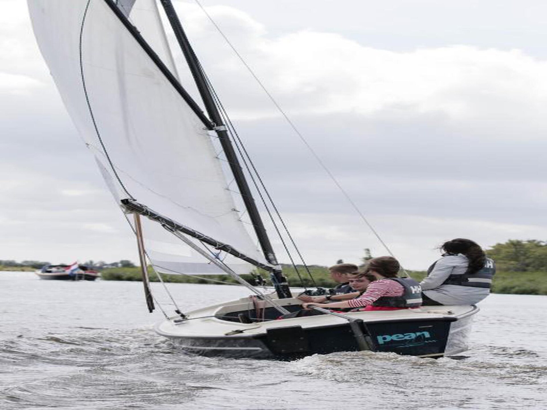 Waterhuisje aan het meer in Friesland voor 4 personen - foto 35