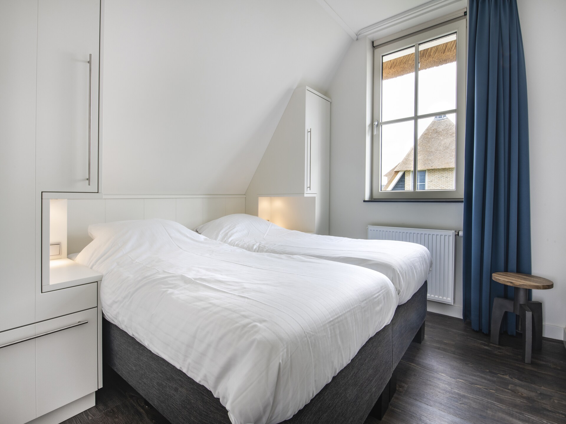 Luxe watervilla met privésauna en eigen steiger aan het Tjeukemeer - foto 15