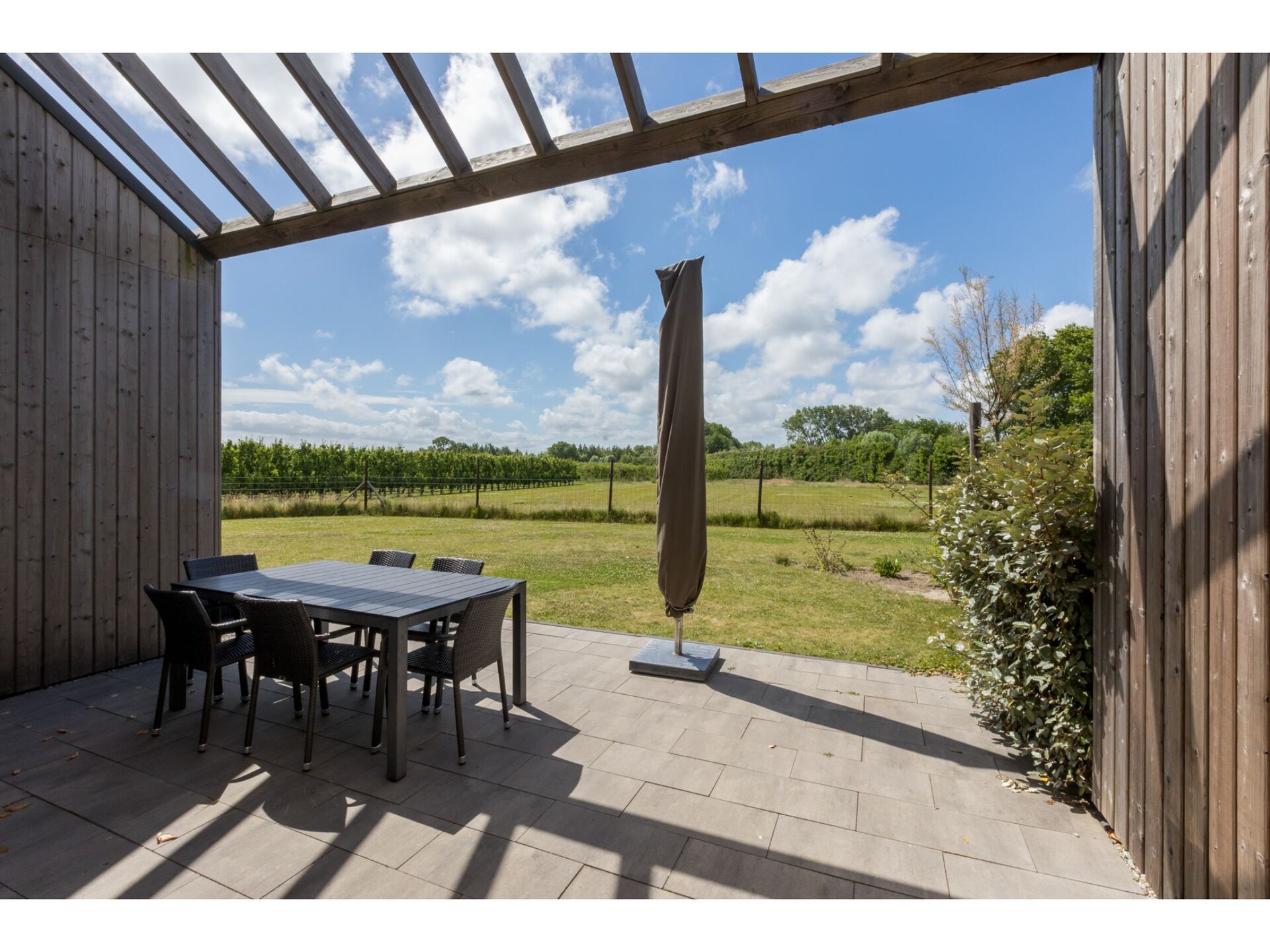 Vroondijk 2 - Duinappel en Zonnebes: Modern vakantiehuis op minicamping in Vrouwenpolder - foto 8