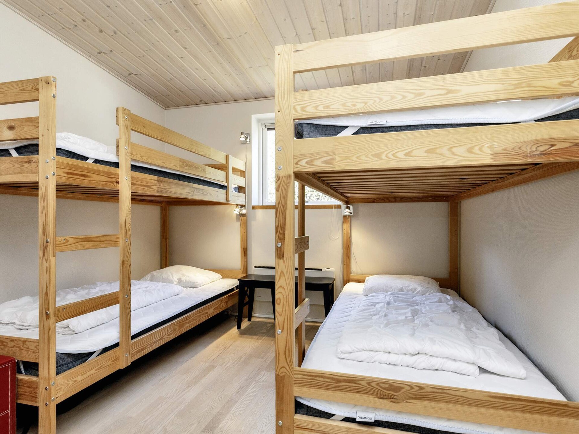 Vrijstaand vakantiehuis met sauna en whirlpool op 300m van zee in Hadsund - foto 32