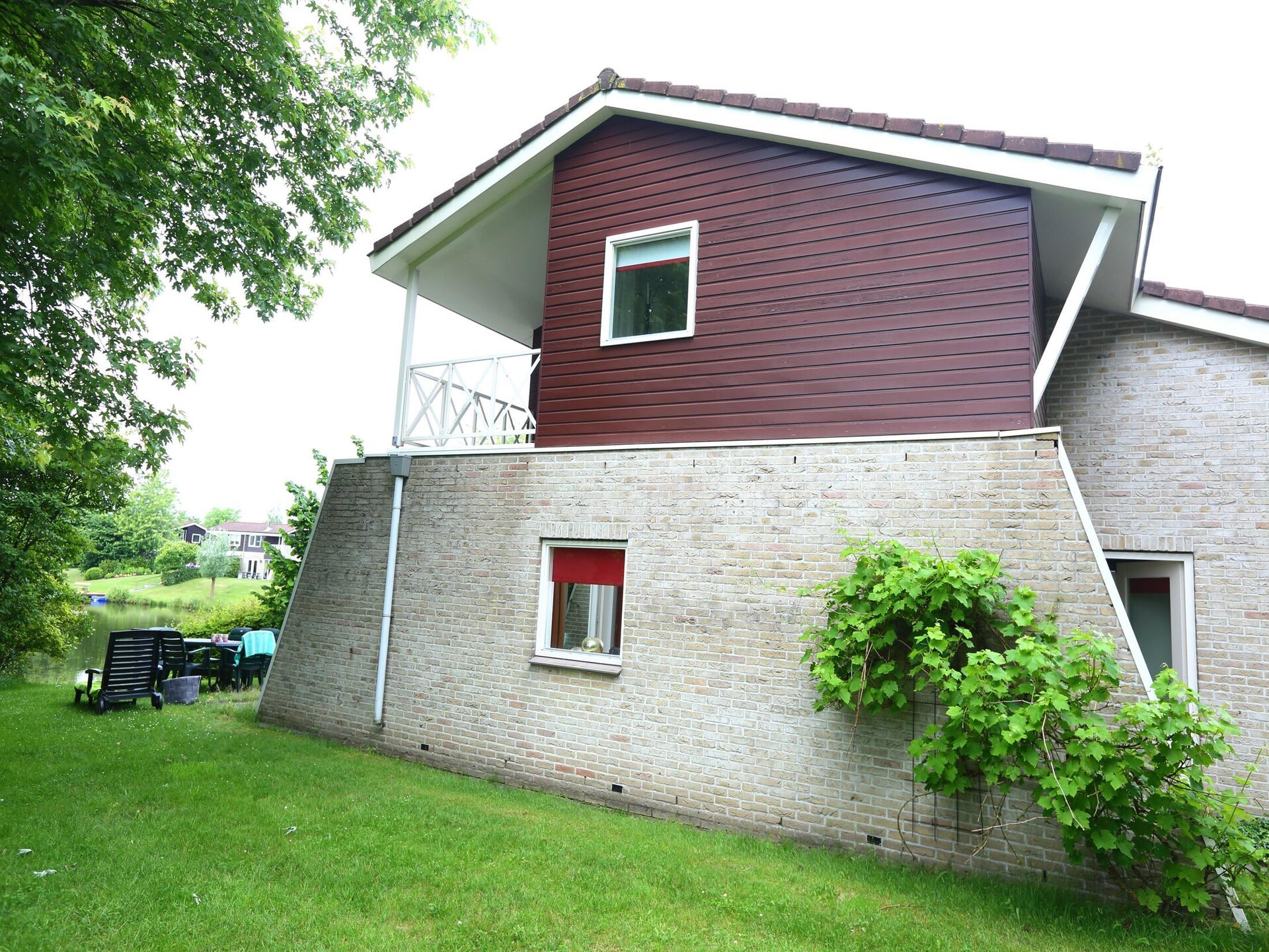 Gezellig vakantiehuis voor 6 personen op rustig park in Vlagtwedde - foto 8